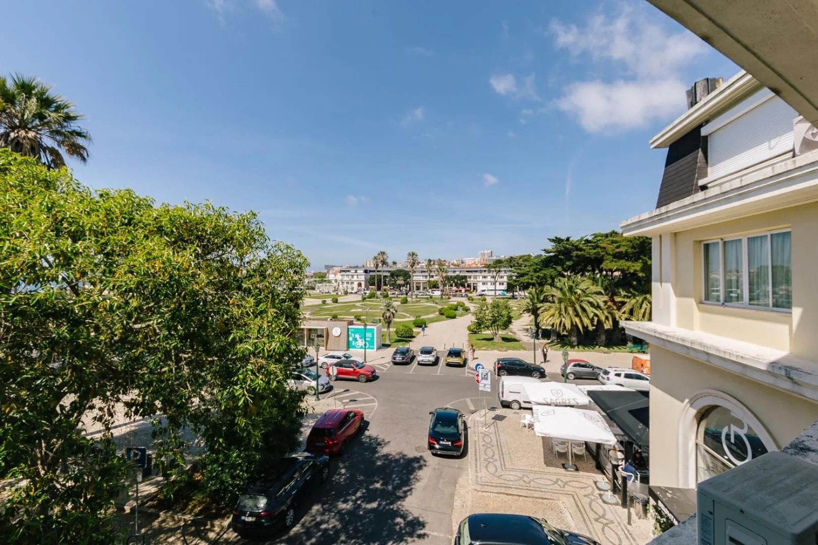 Property building in Rent4Rest Estoril Beachfront Apartments