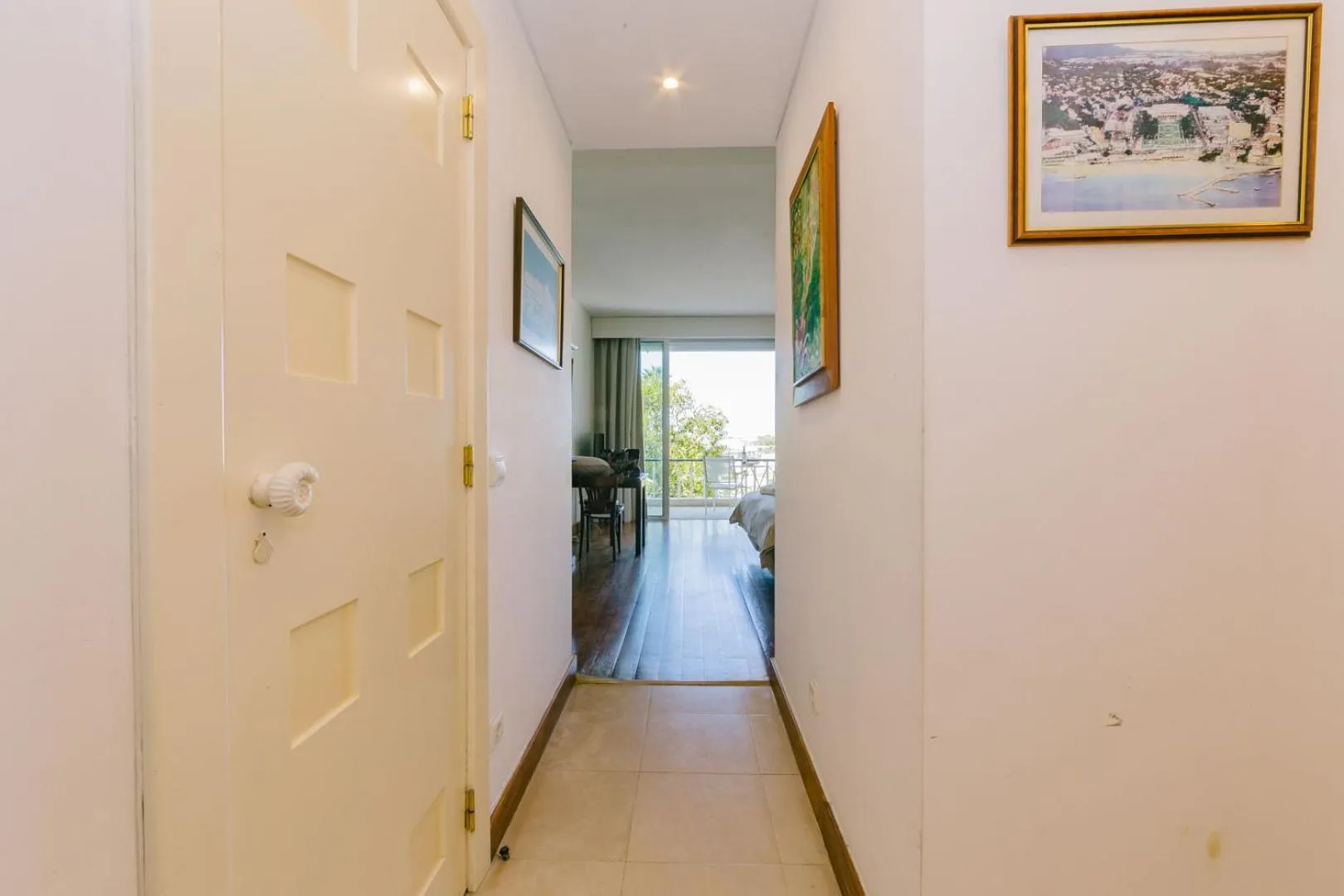 Bedroom in Rent4Rest Estoril Beachfront Apartments