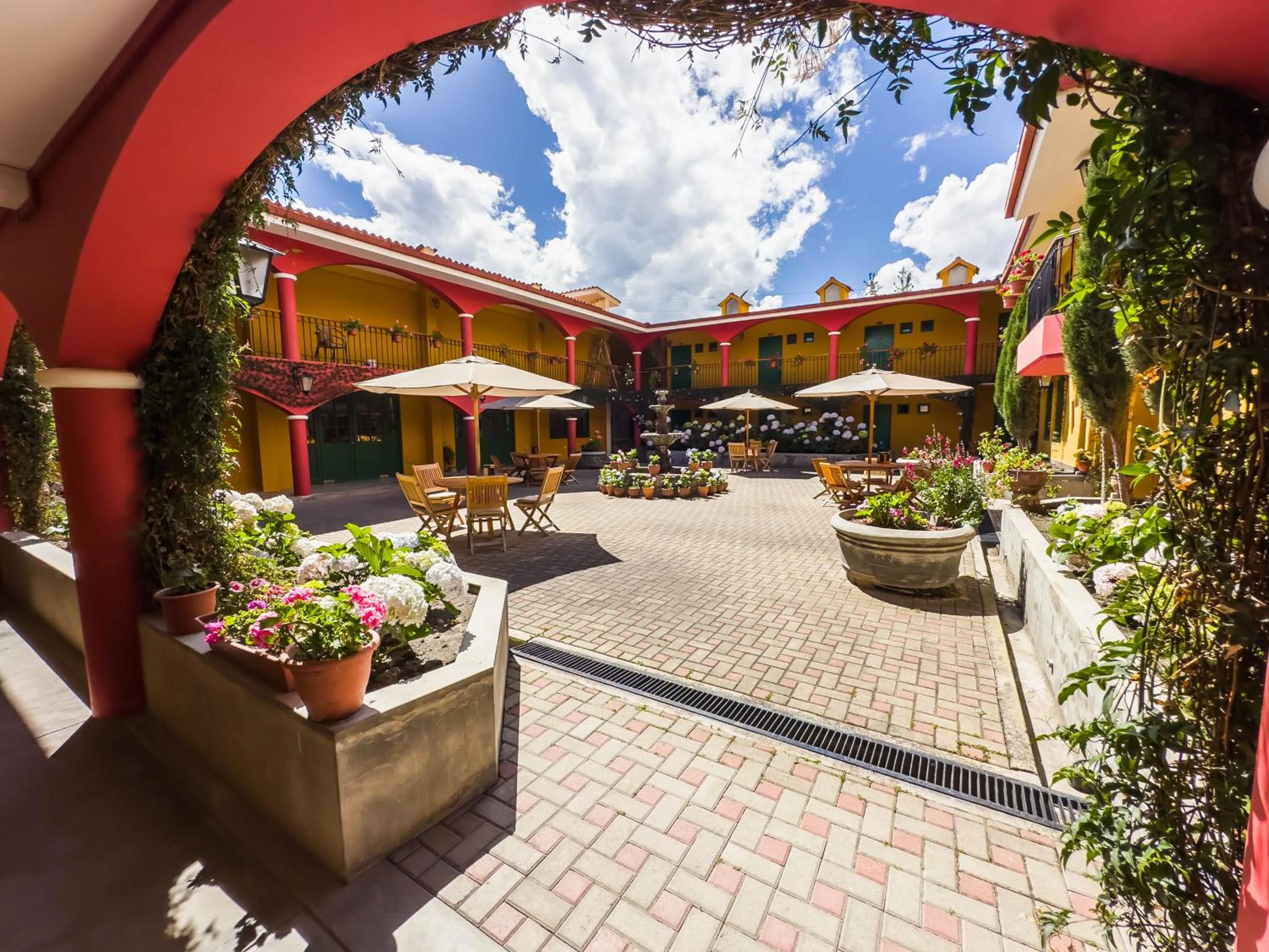 Garden in Hotel Tartar