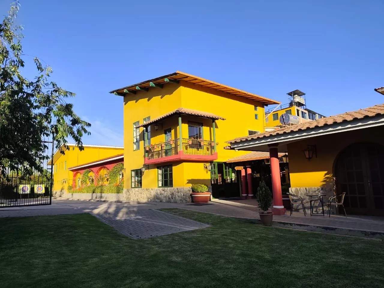 Property building in Hotel Tartar