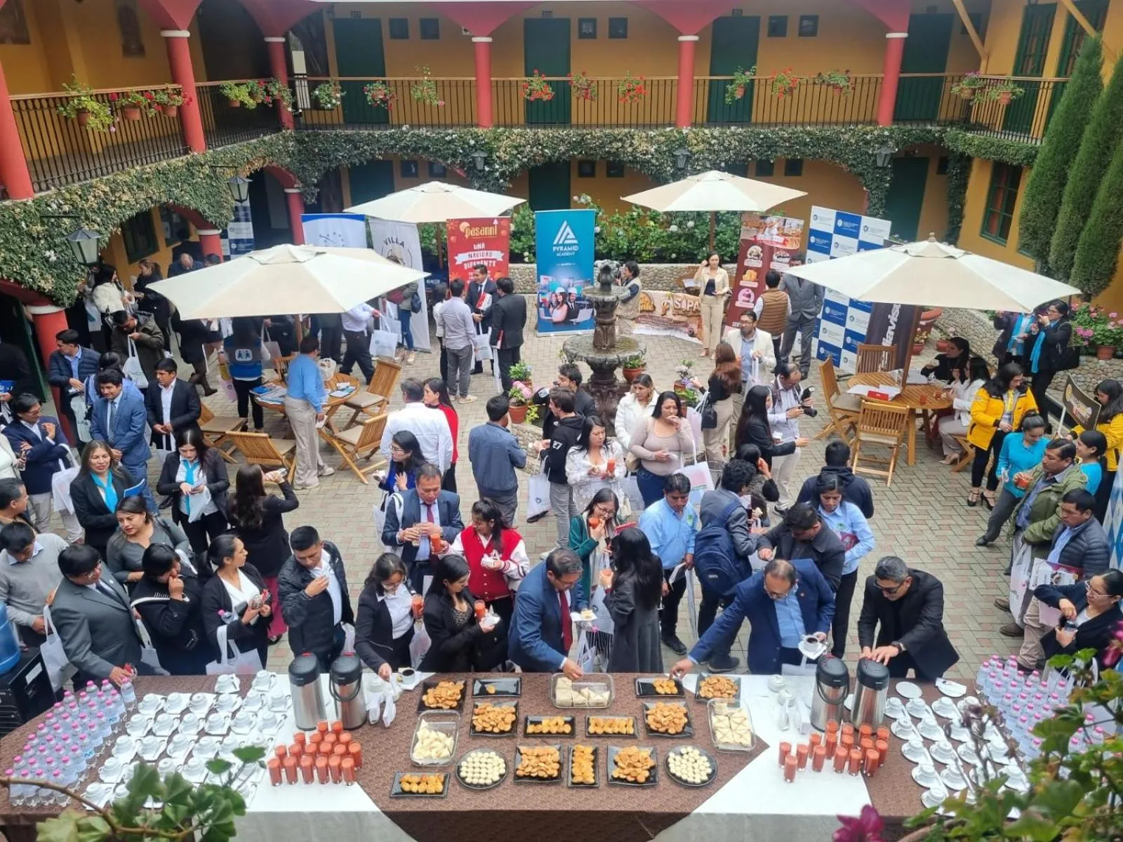 Patio in Hotel Tartar