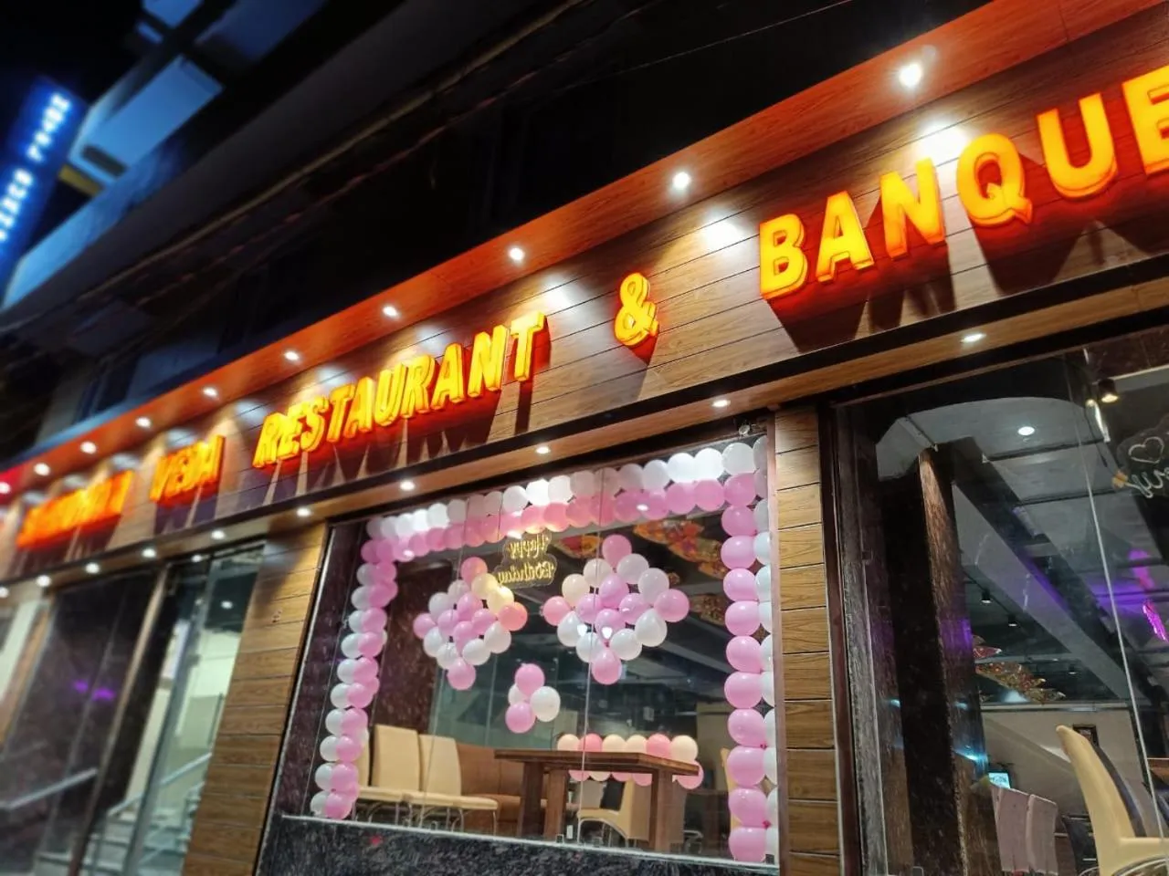 Facade/entrance in Hotel Sukhdham