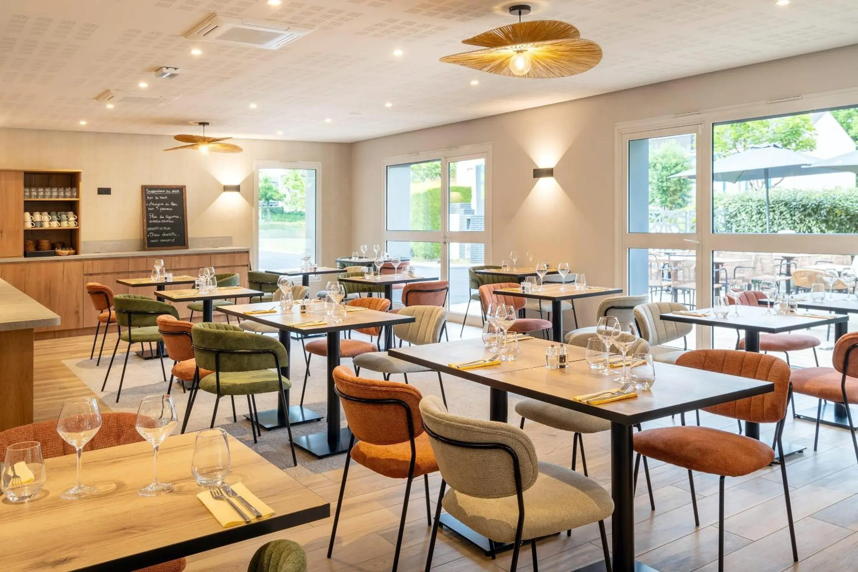 Restaurant/places to eat in Sure Hotel by Best Western Tours Sud Restaurant/places to eat in Sure Hotel by Best Western Tours Sud