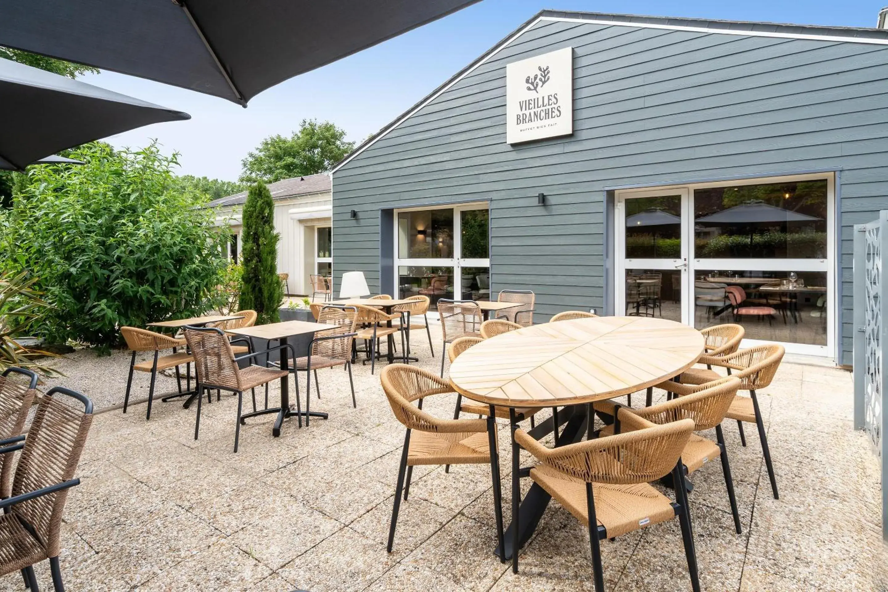 Property building in Sure Hotel by Best Western Tours Sud Property building in Sure Hotel by Best Western Tours Sud