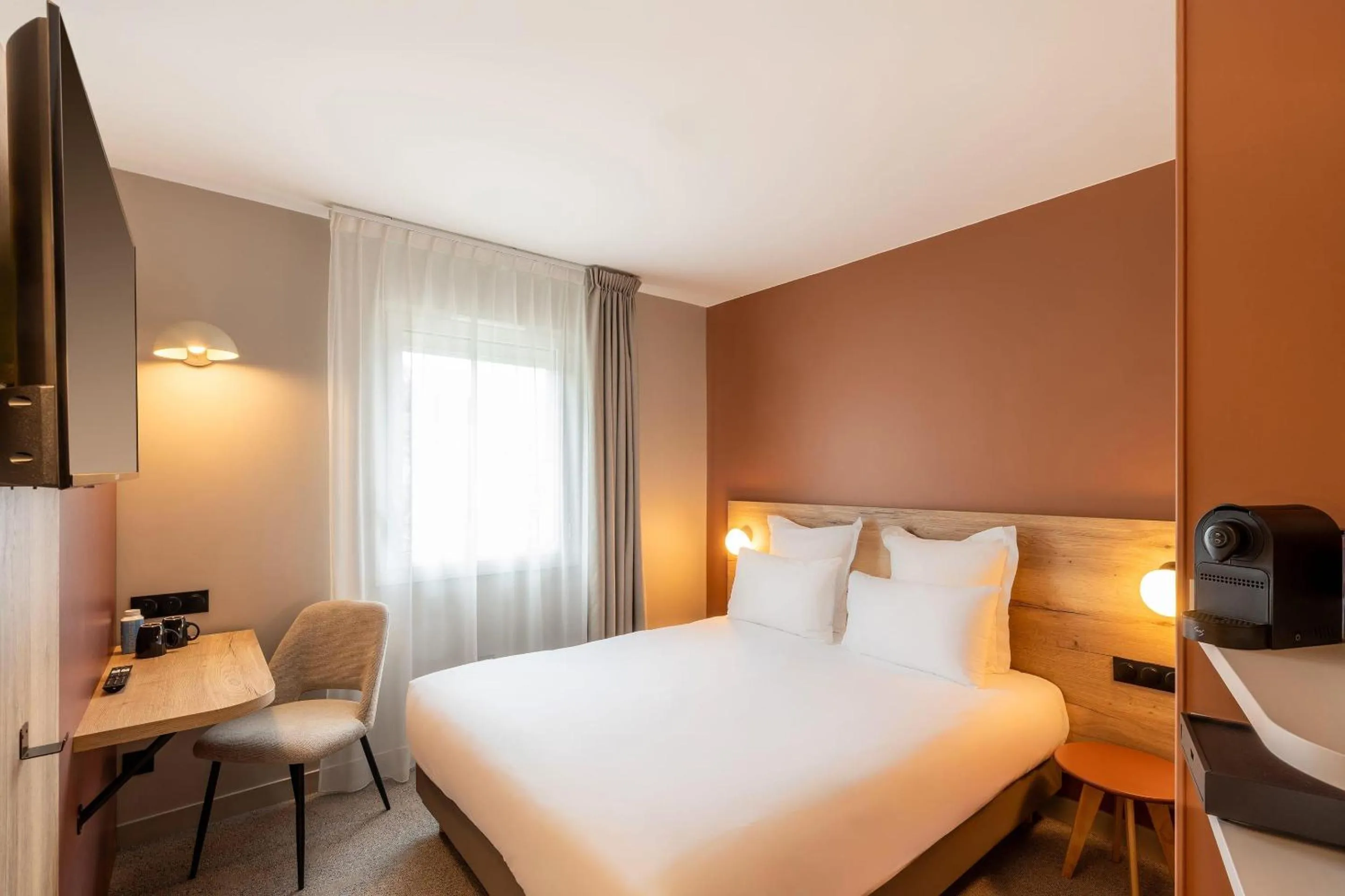 Bed in Sure Hotel by Best Western Tours Sud