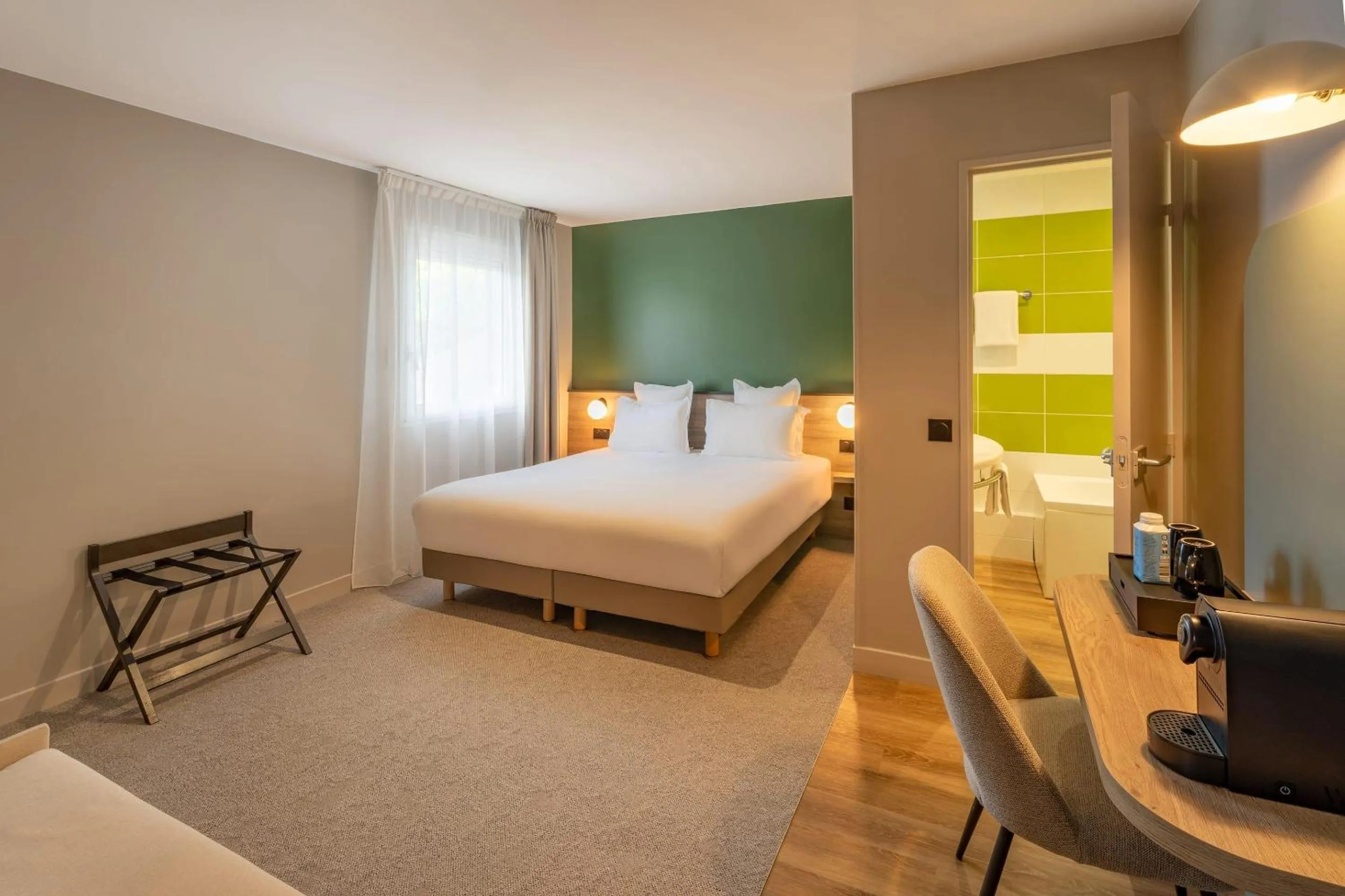 Bedroom, Bed in Sure Hotel by Best Western Tours Sud