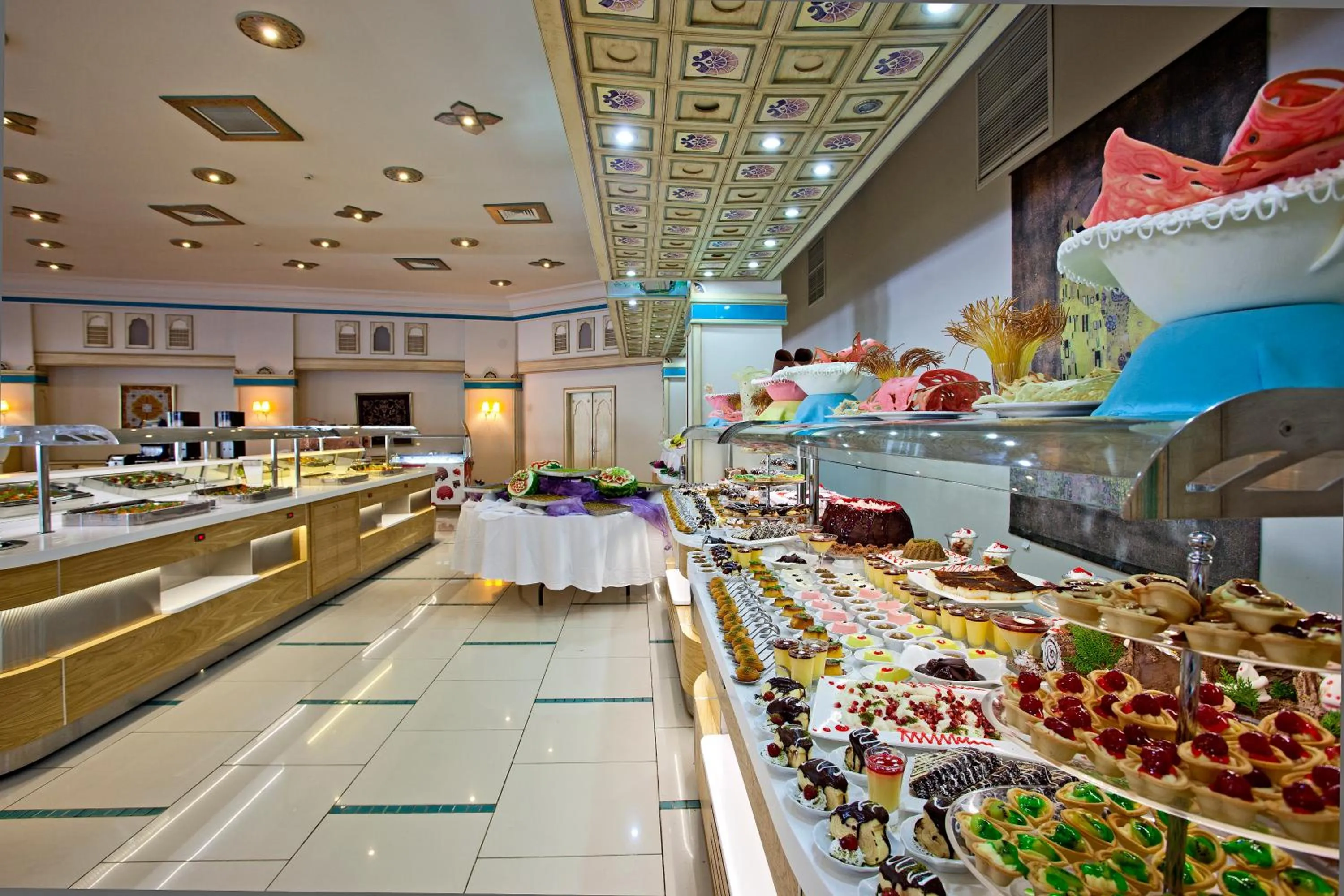 Restaurant/places to eat in Salmakis Resort & Spa