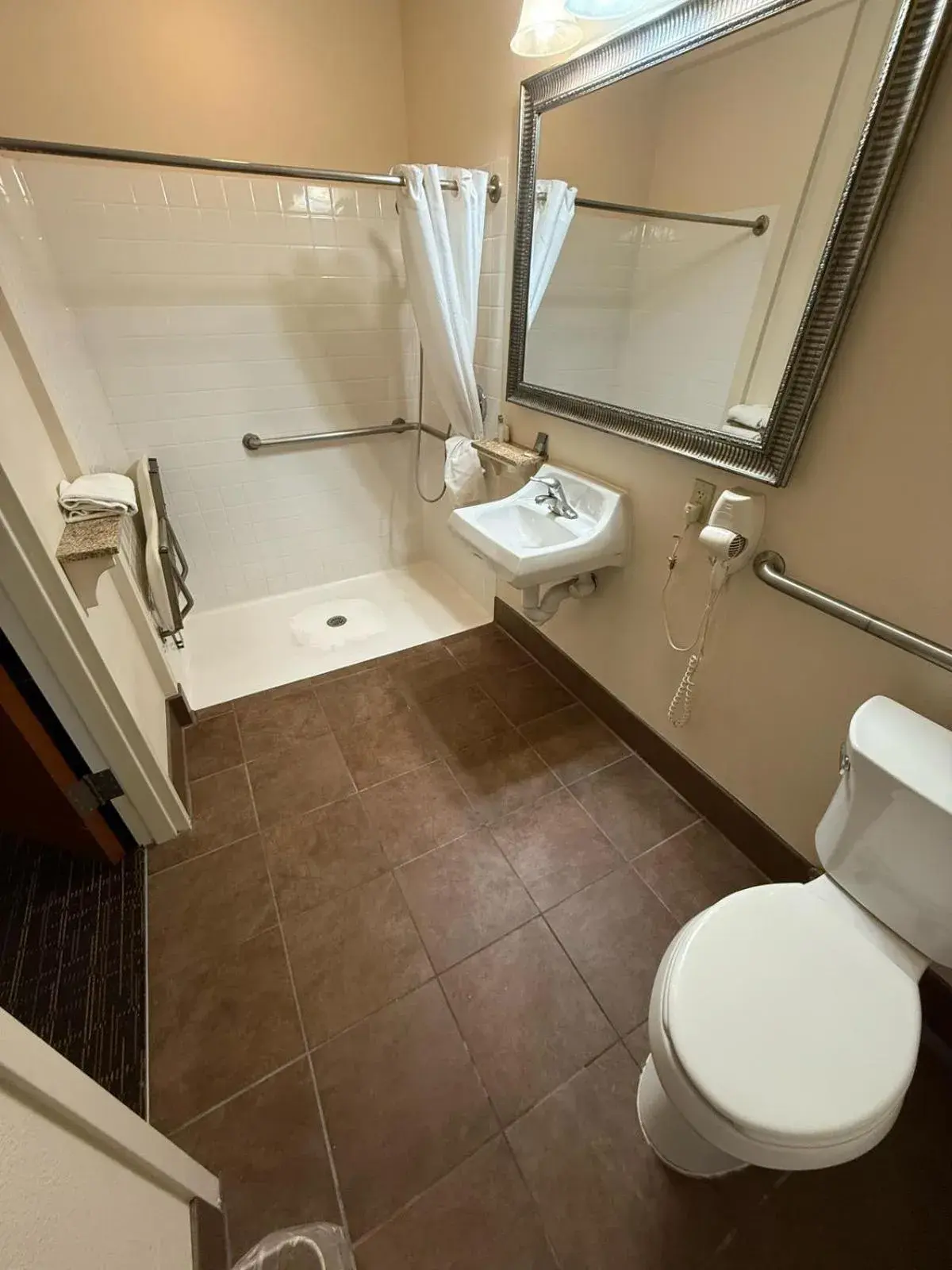 Queen Room with Two Queen Beds - Disability Access in Richland Inn and Suites Queen Room with Two Queen Beds - Disability Access in Richland Inn and Suites