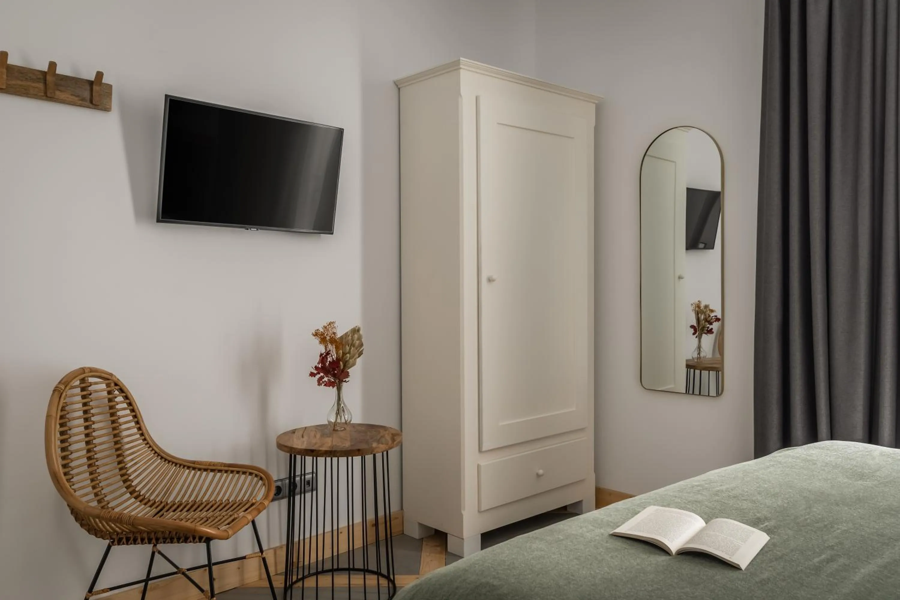 Photo of the whole room, Bed in BYPILLOW La Sal