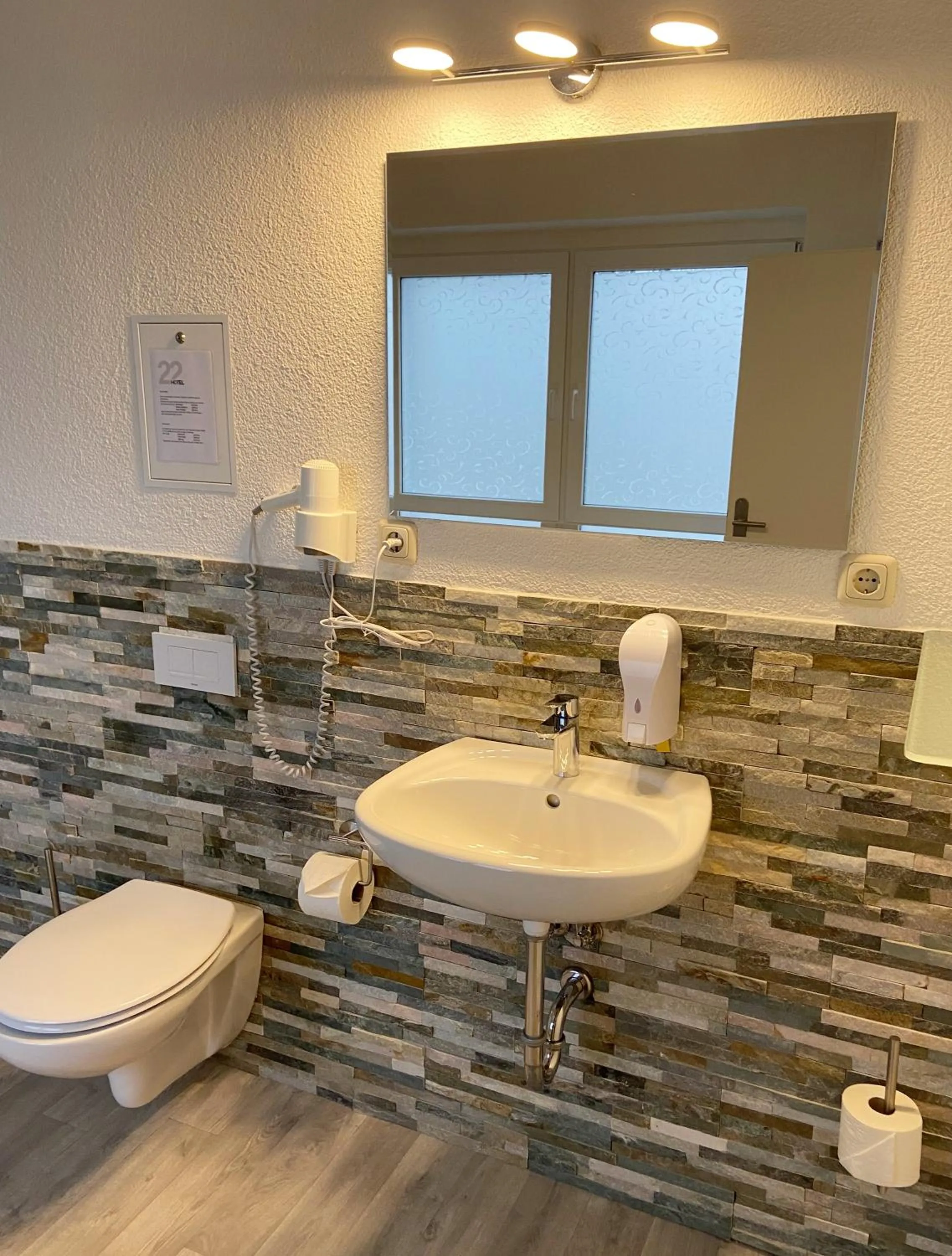 Bathroom in Hotel 22