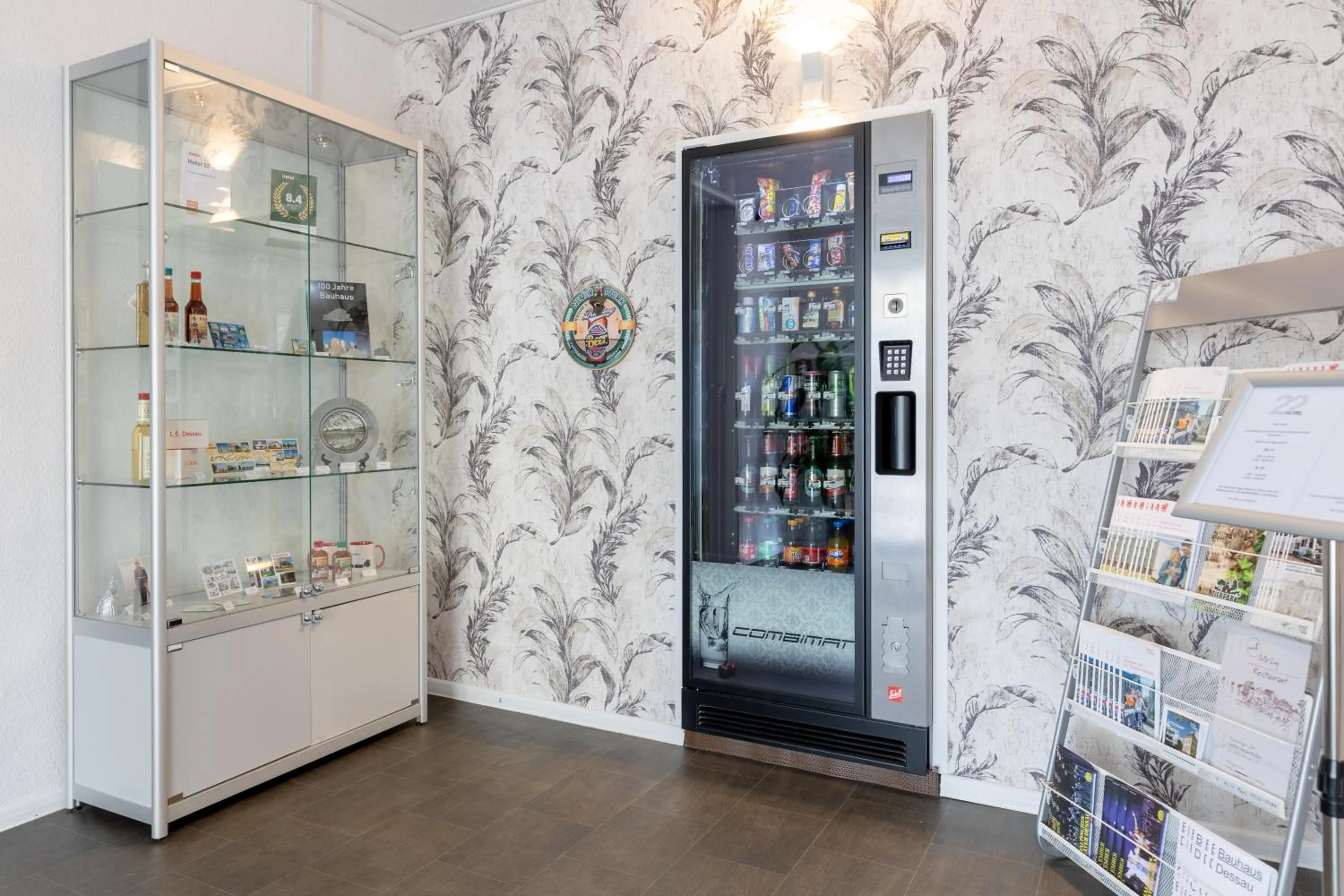 vending machine in Hotel 22