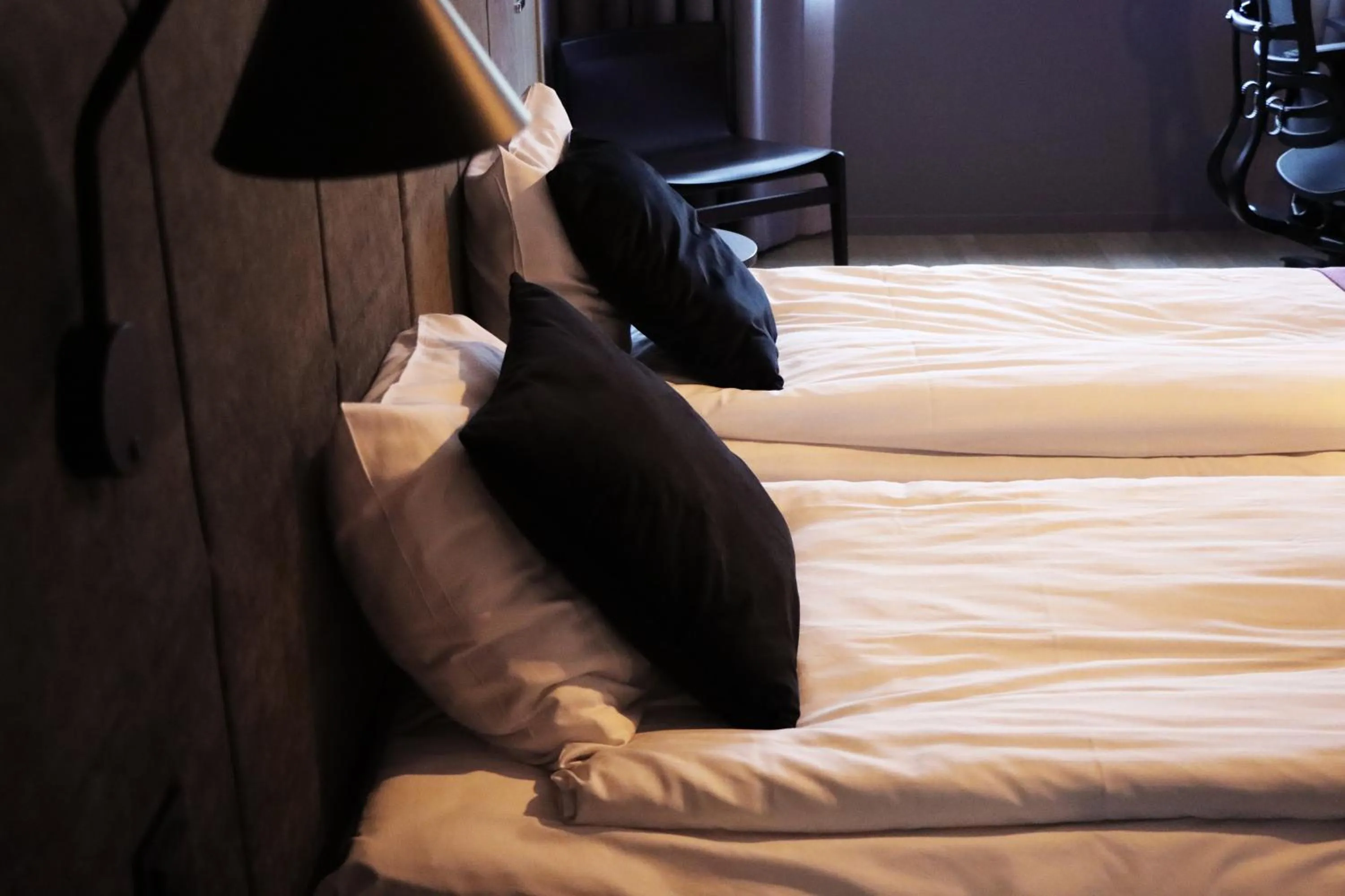 Property building, Bed in Quality Hotel Match