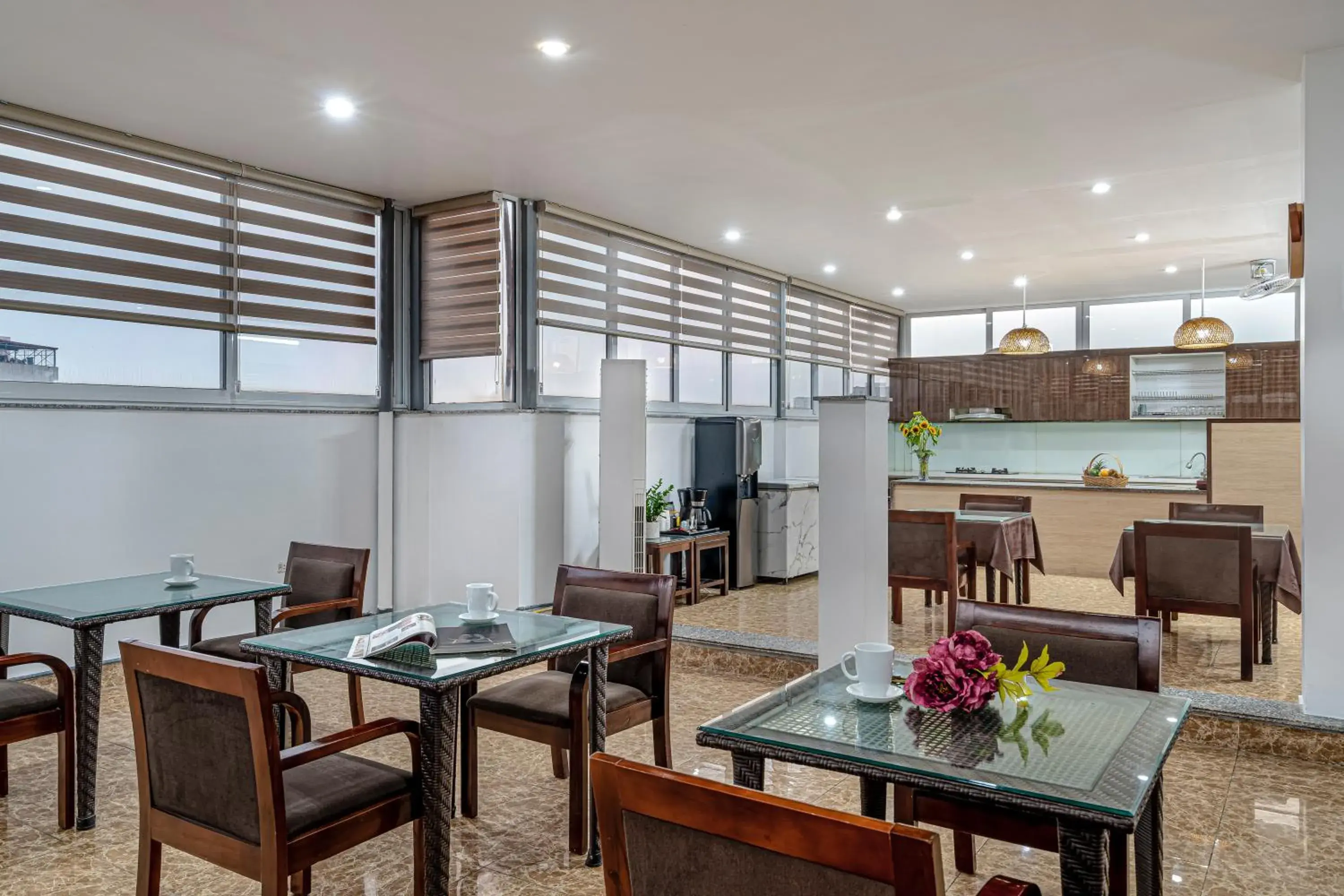 Restaurant/places to eat in 그레이스 호텔 Grace Hotel & Residence Restaurant/places to eat in 그레이스 호텔 Grace Hotel & Residence