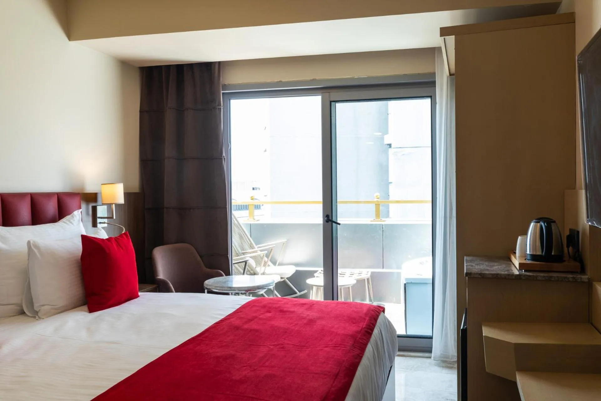 Photo of the whole room, Bed in Ramada By Wyndham Istanbul Pera Taksim