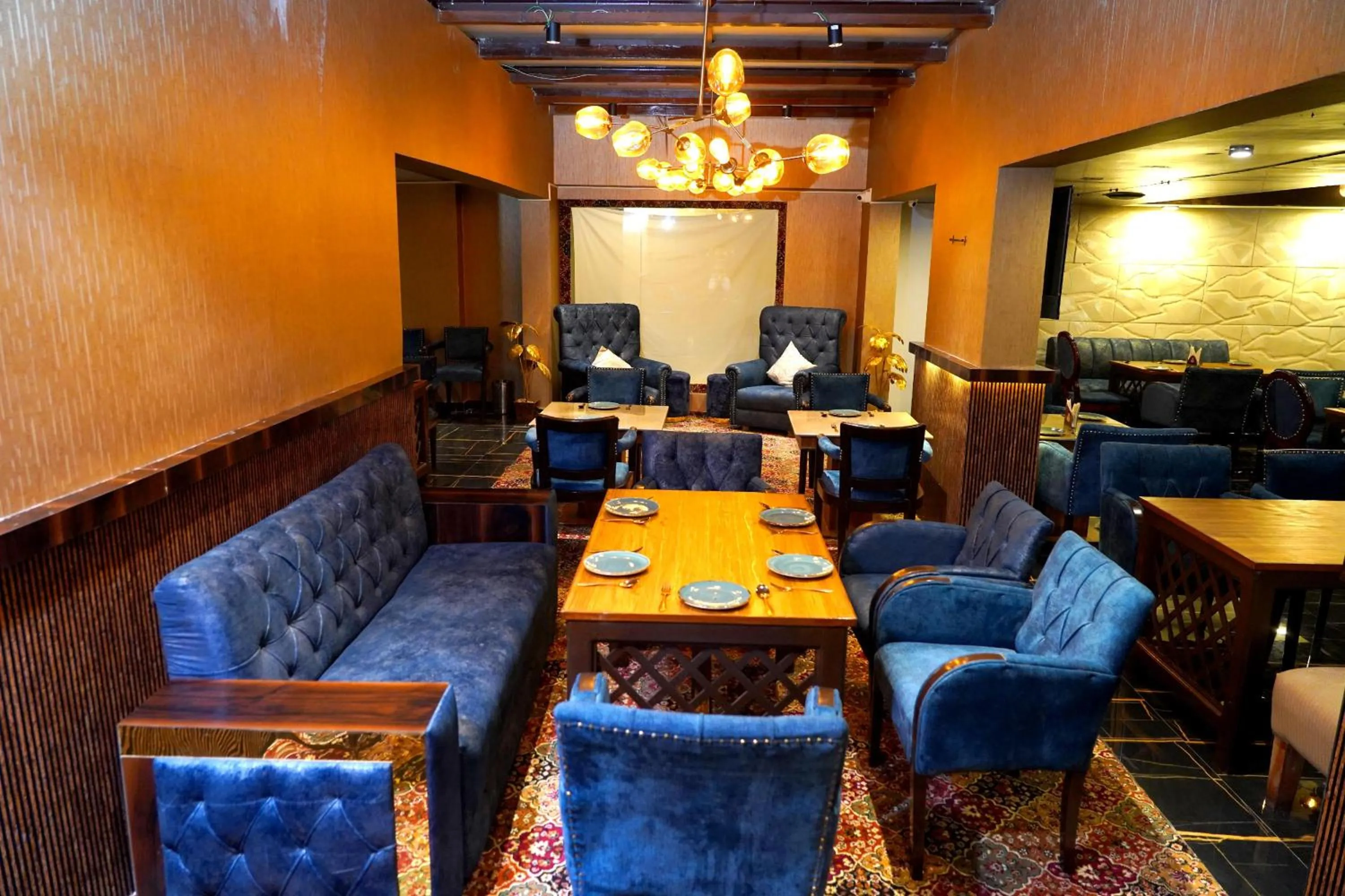 Restaurant/places to eat in Keyon By Kumar