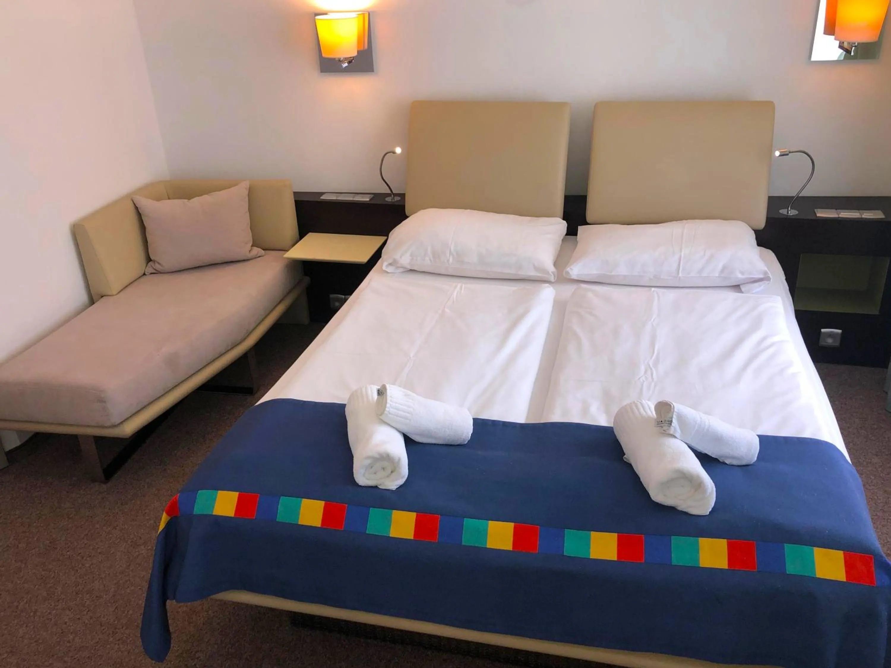 Bed in Hotel KOREKT