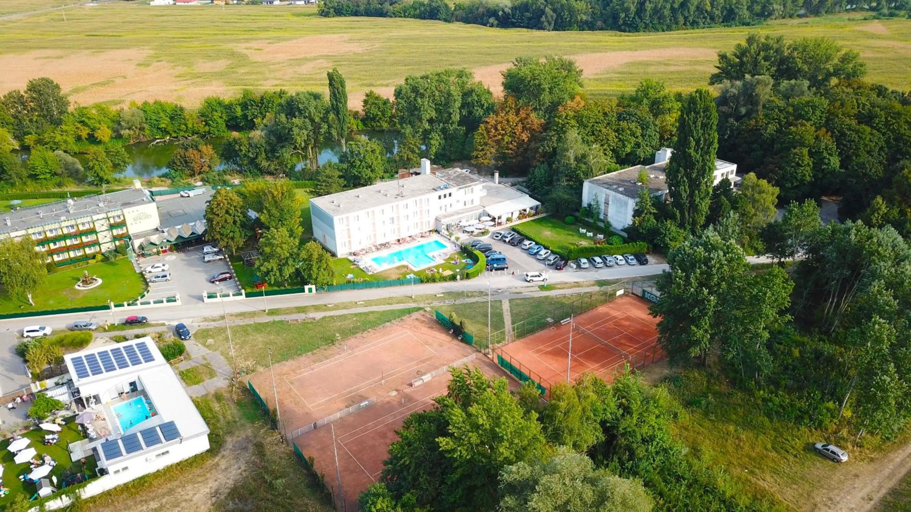 Property building in Hotel KOREKT