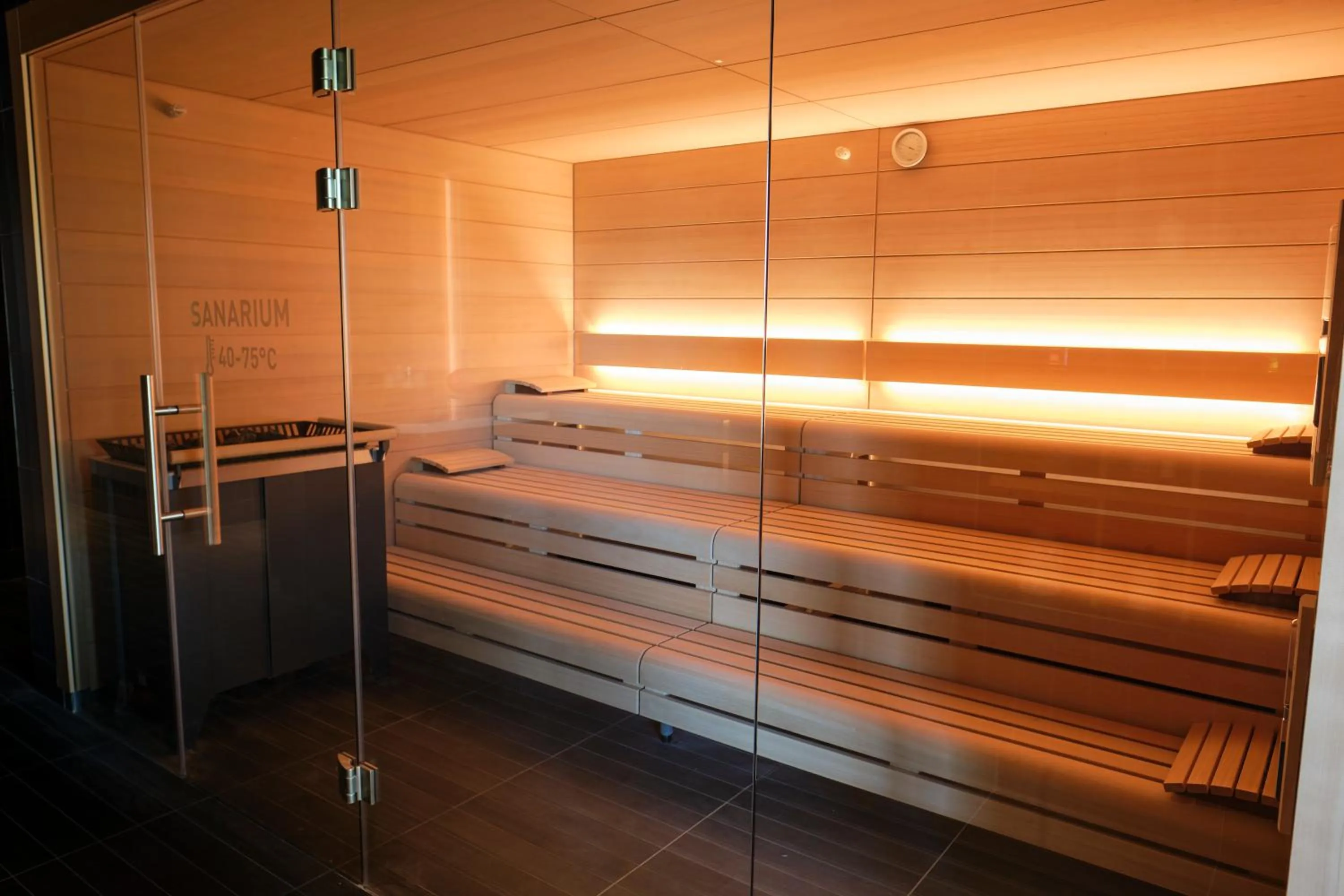 Sauna, Bed in LOISIUM Wine & Spa Hotel Champagne