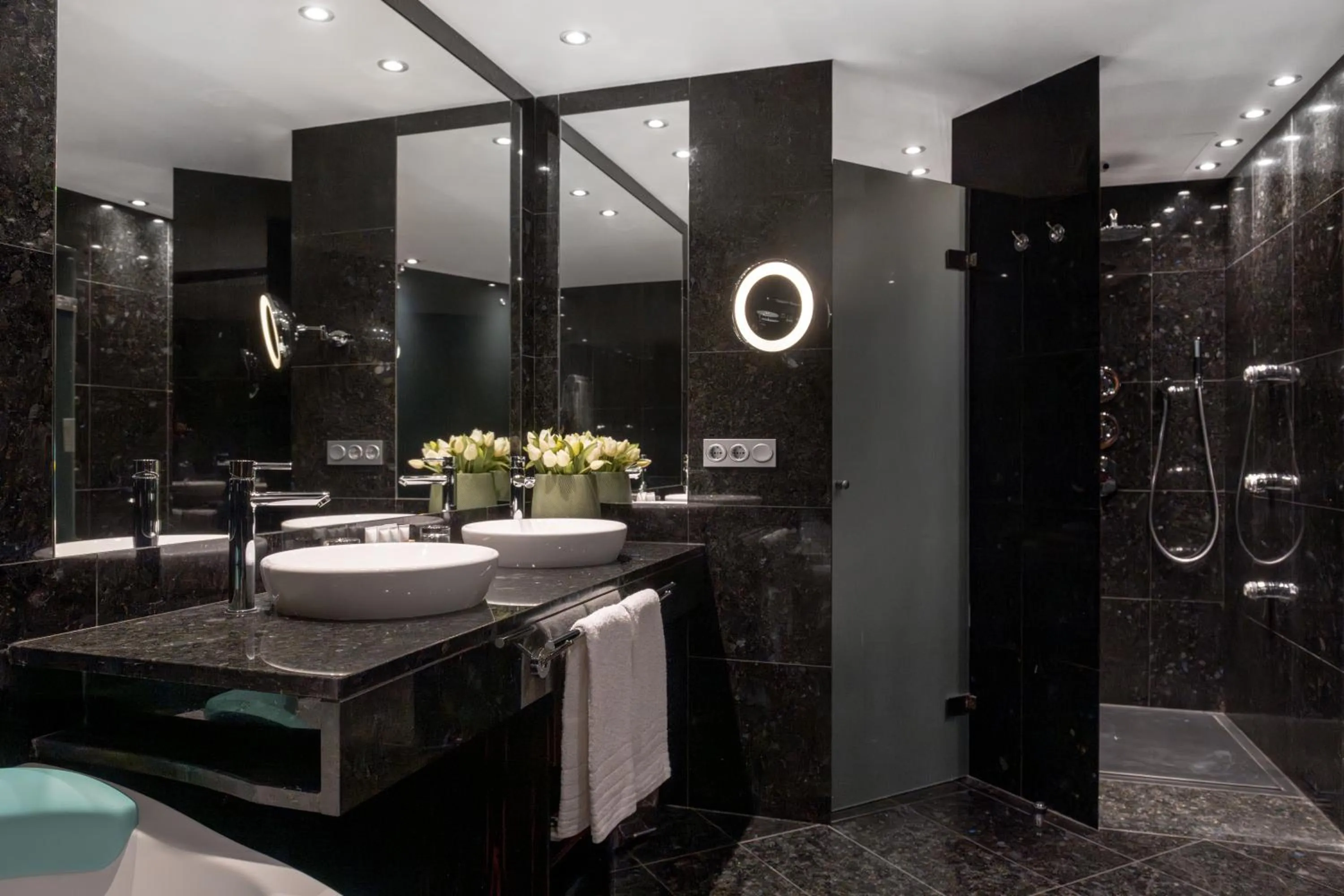 Bathroom in Hotel Starc by Pierre & Vacances Premium