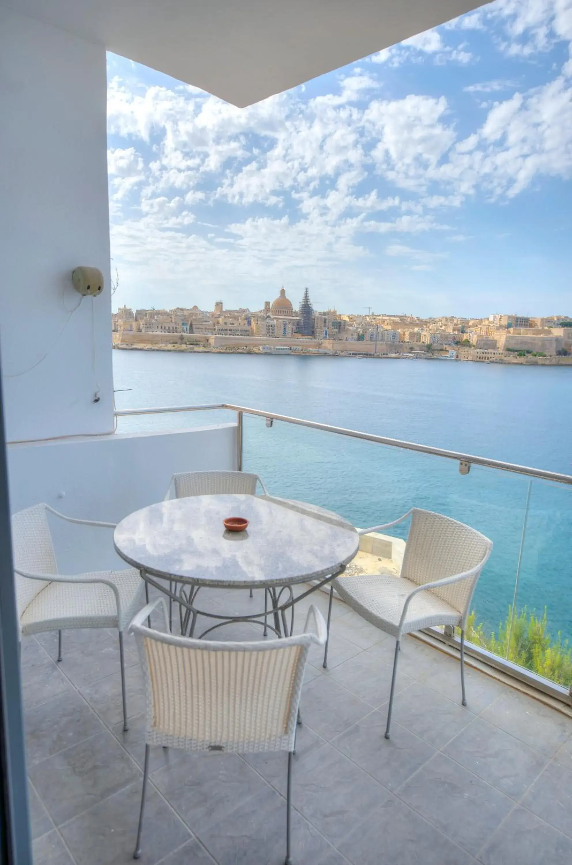 Bright and spacious 3 bedroom apartment with breathtaking views - GOSLM-5 Bright and spacious 3 bedroom apartment with breathtaking views - GOSLM-5