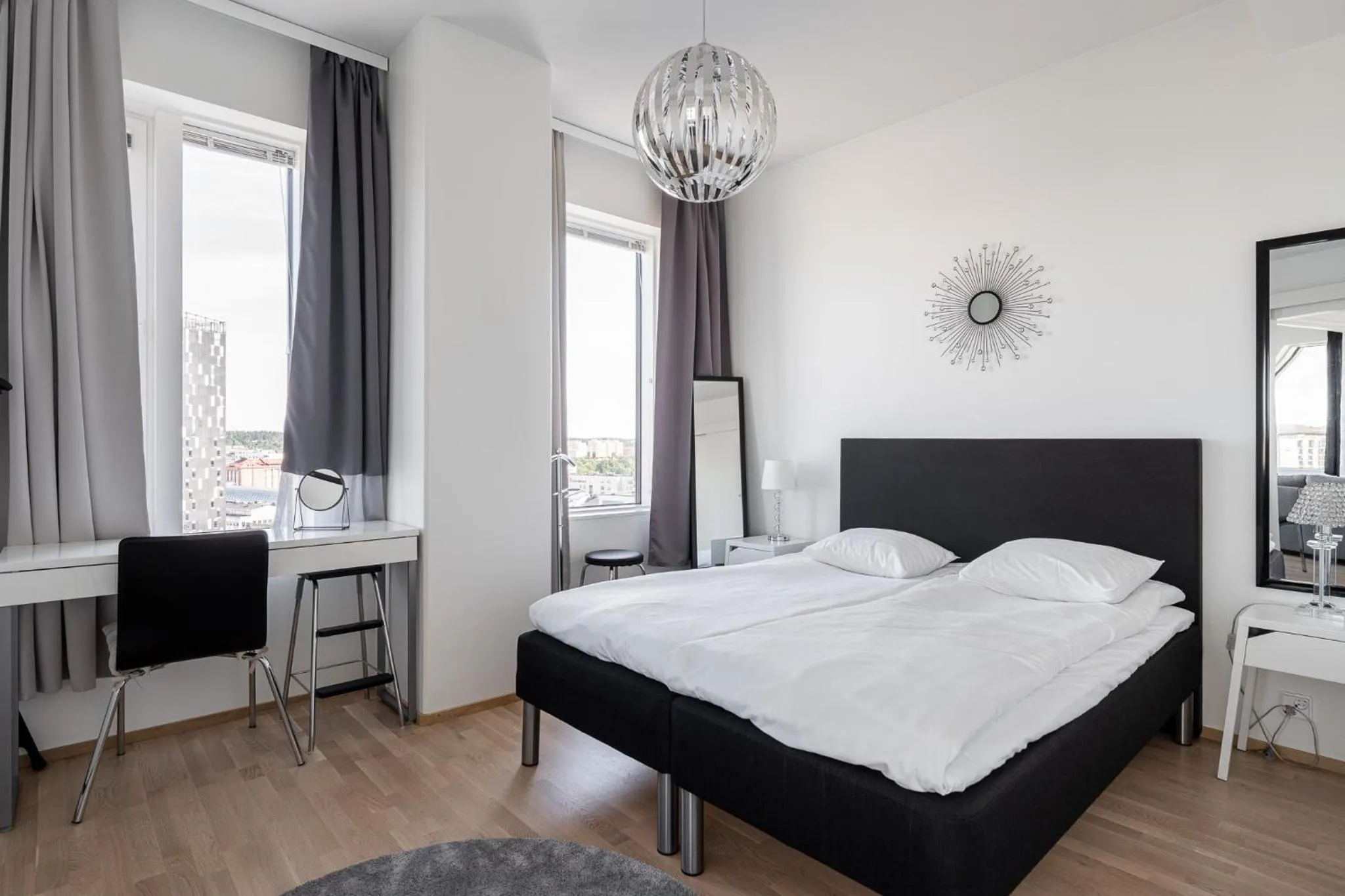Stunning Views 2BR with Sauna - Nokia Arena