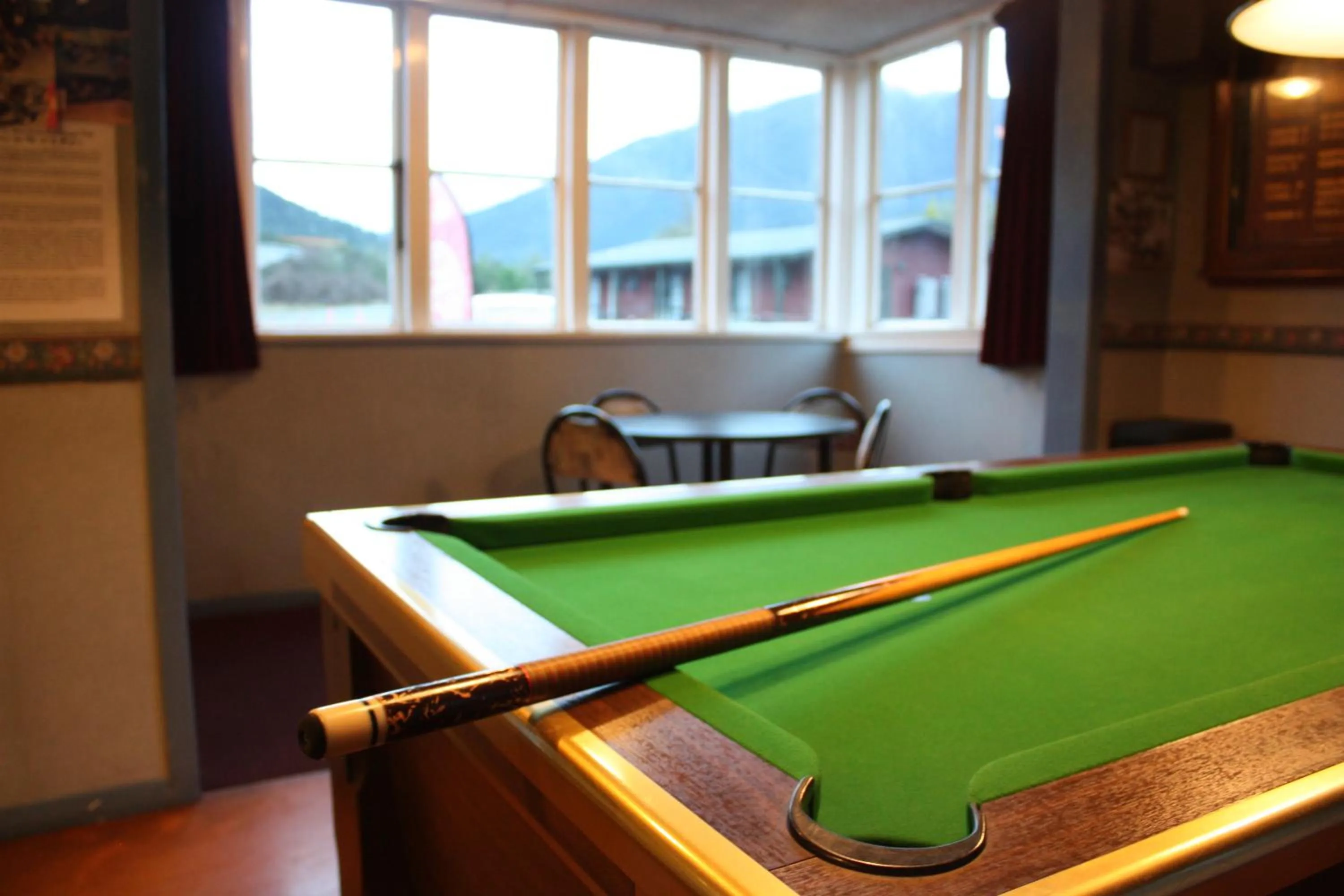 Billiard in Owen River Tavern & Motels