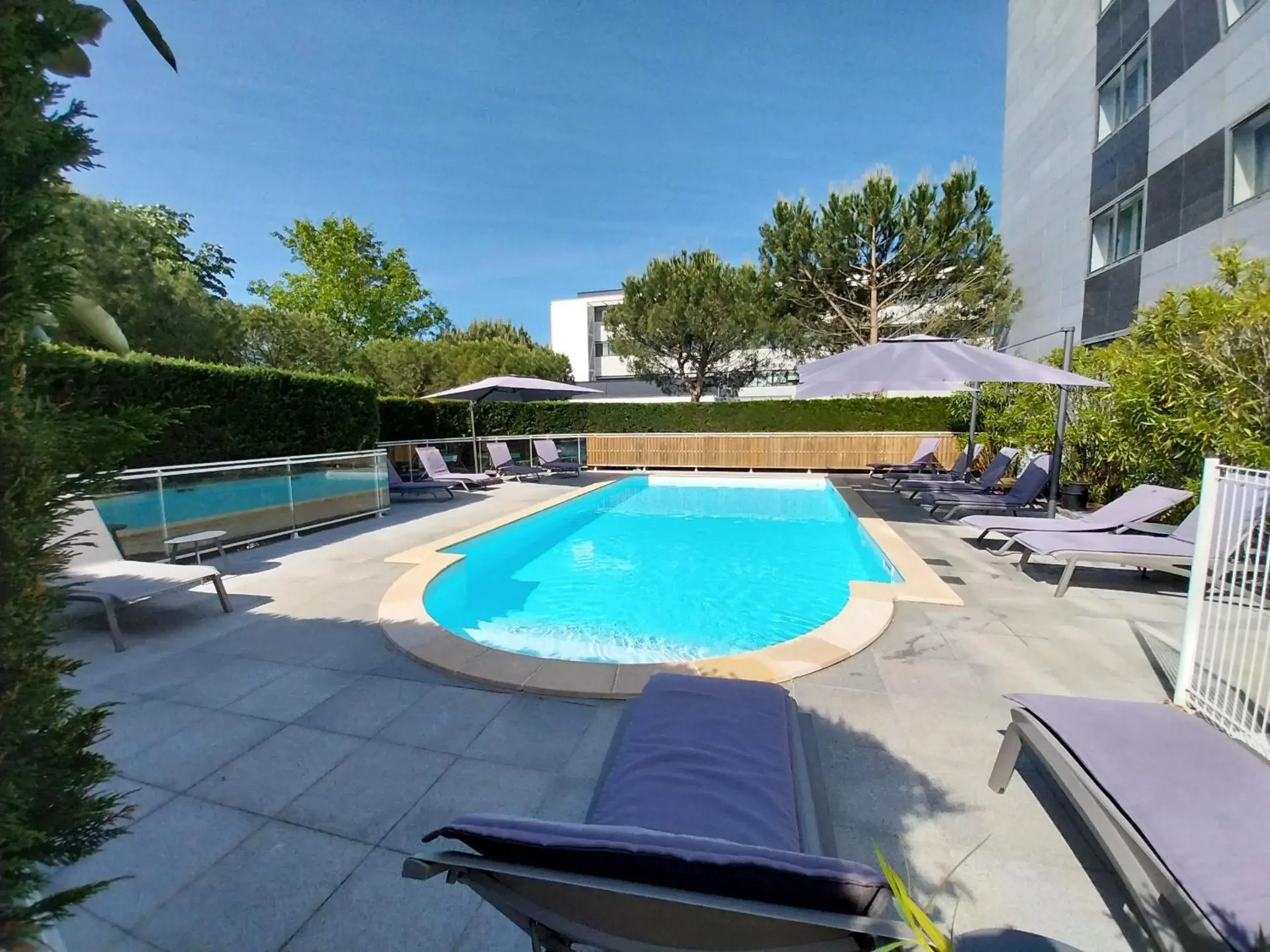 CERISE Bordeaux Mérignac Aéroport CERISE Bordeaux Mérignac Aéroport