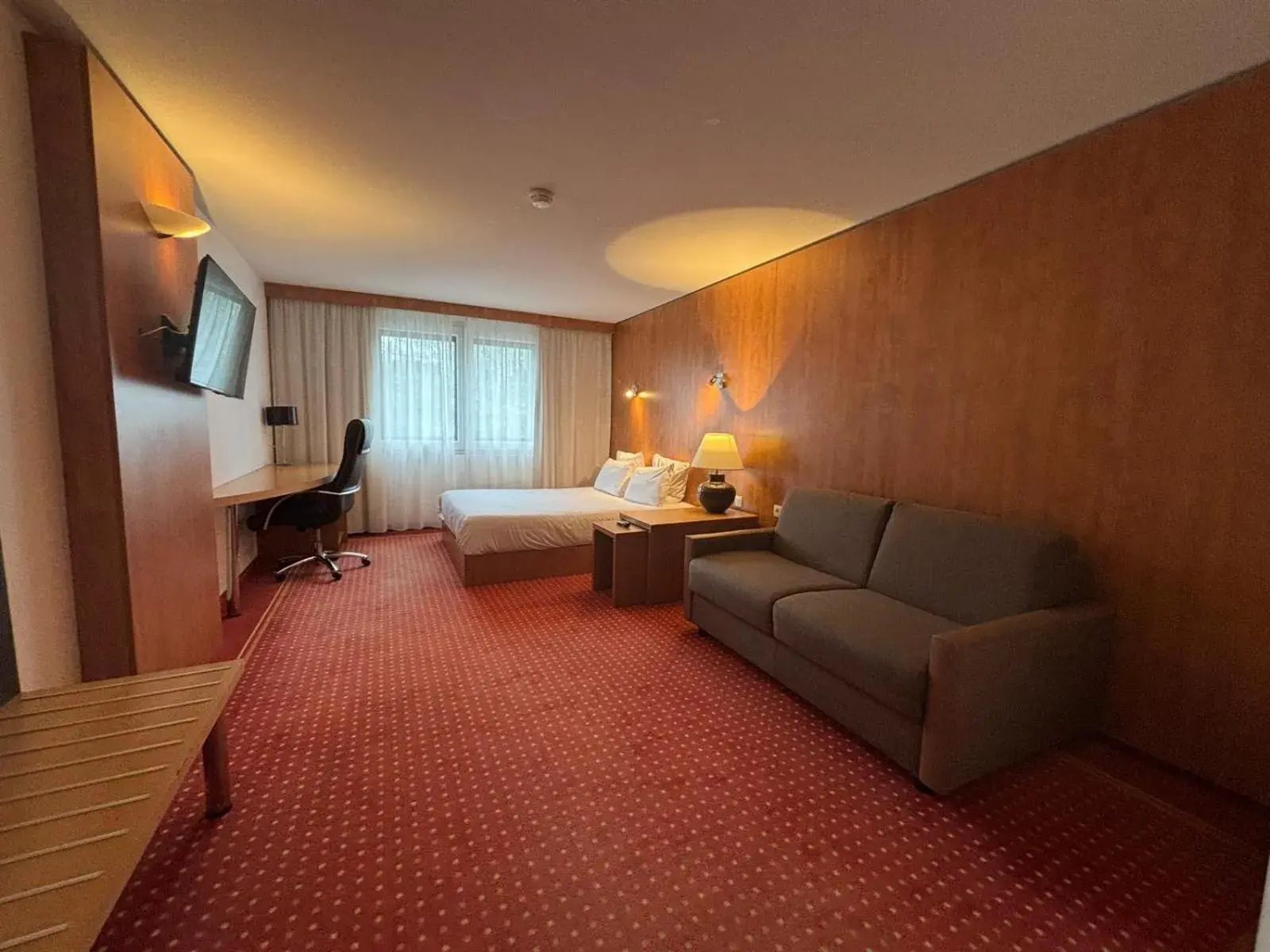 Bedroom, Bed in CERISE Bordeaux Mérignac Aéroport Bedroom, Bed in CERISE Bordeaux Mérignac Aéroport