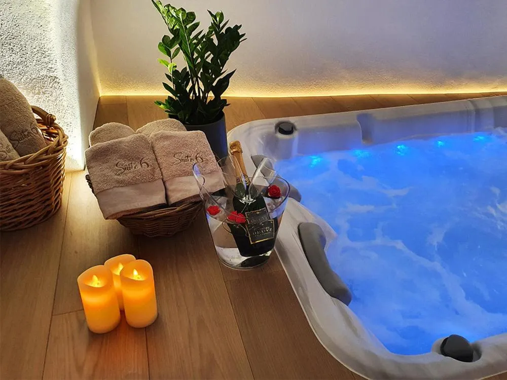 Hot Spring Bath in Suite 6