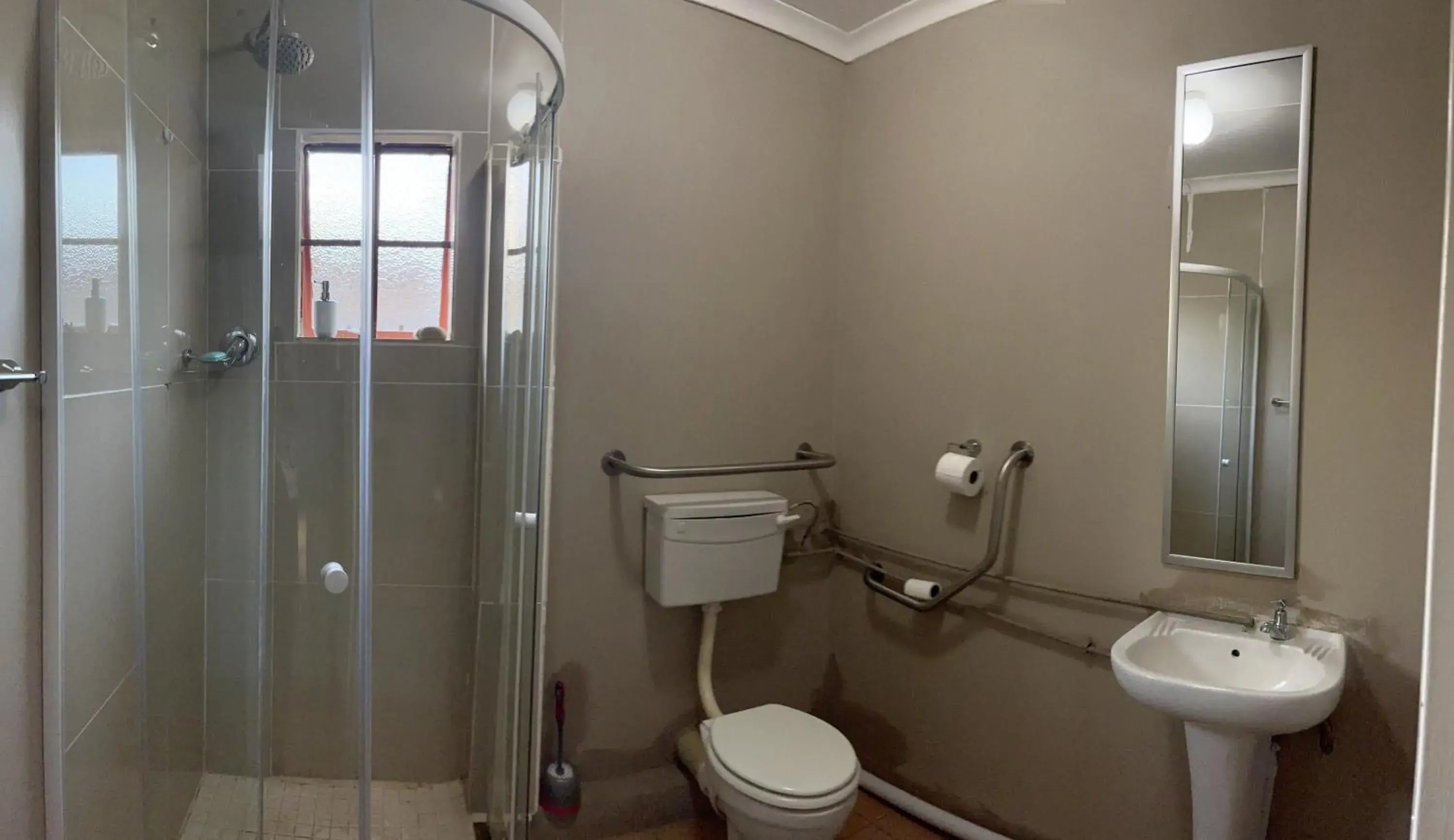 Standard Double Room with Fan in Ncotshane BnB Standard Double Room with Fan in Ncotshane BnB