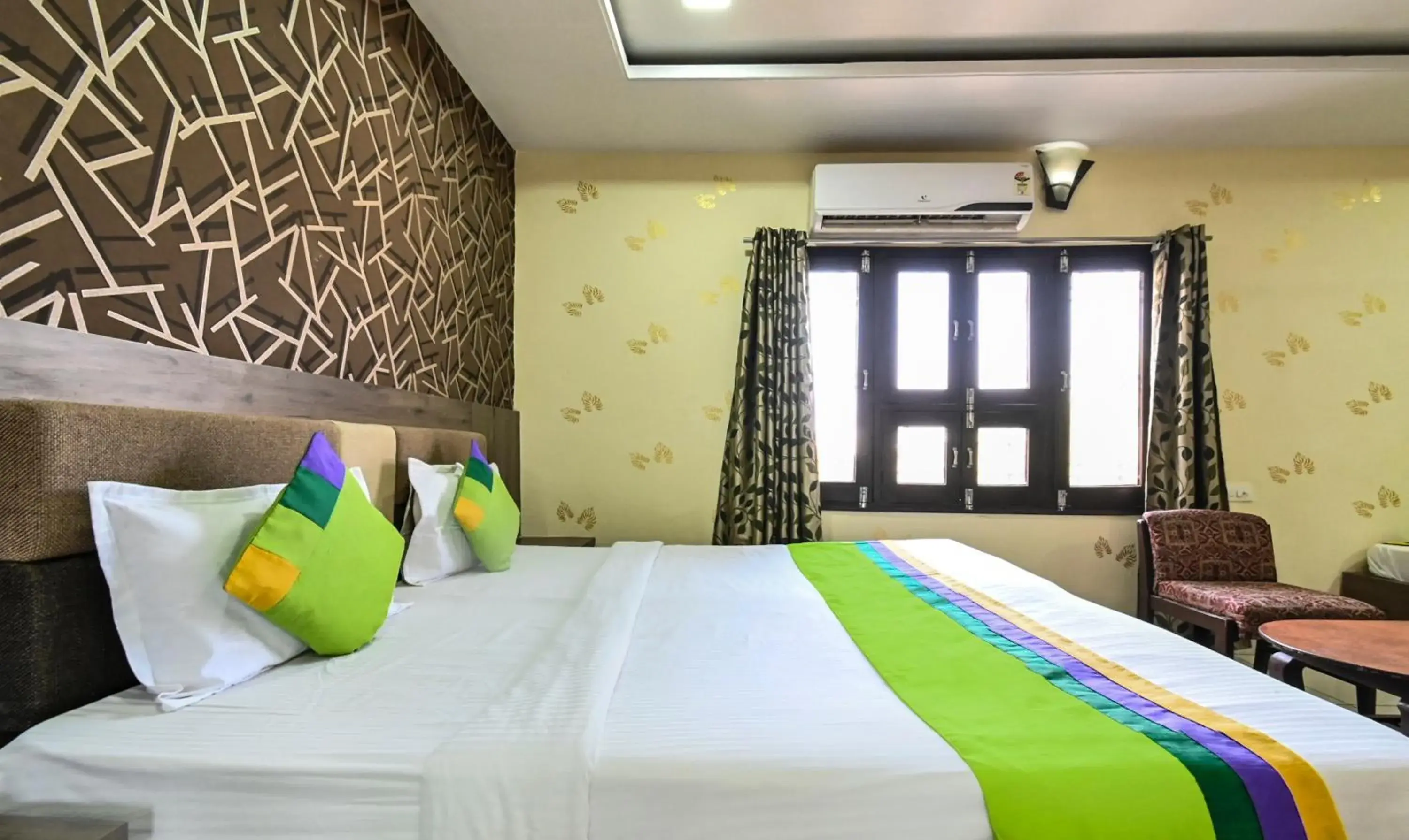 Bedroom, Bed in Treebo Siddharth Bedroom, Bed in Treebo Siddharth