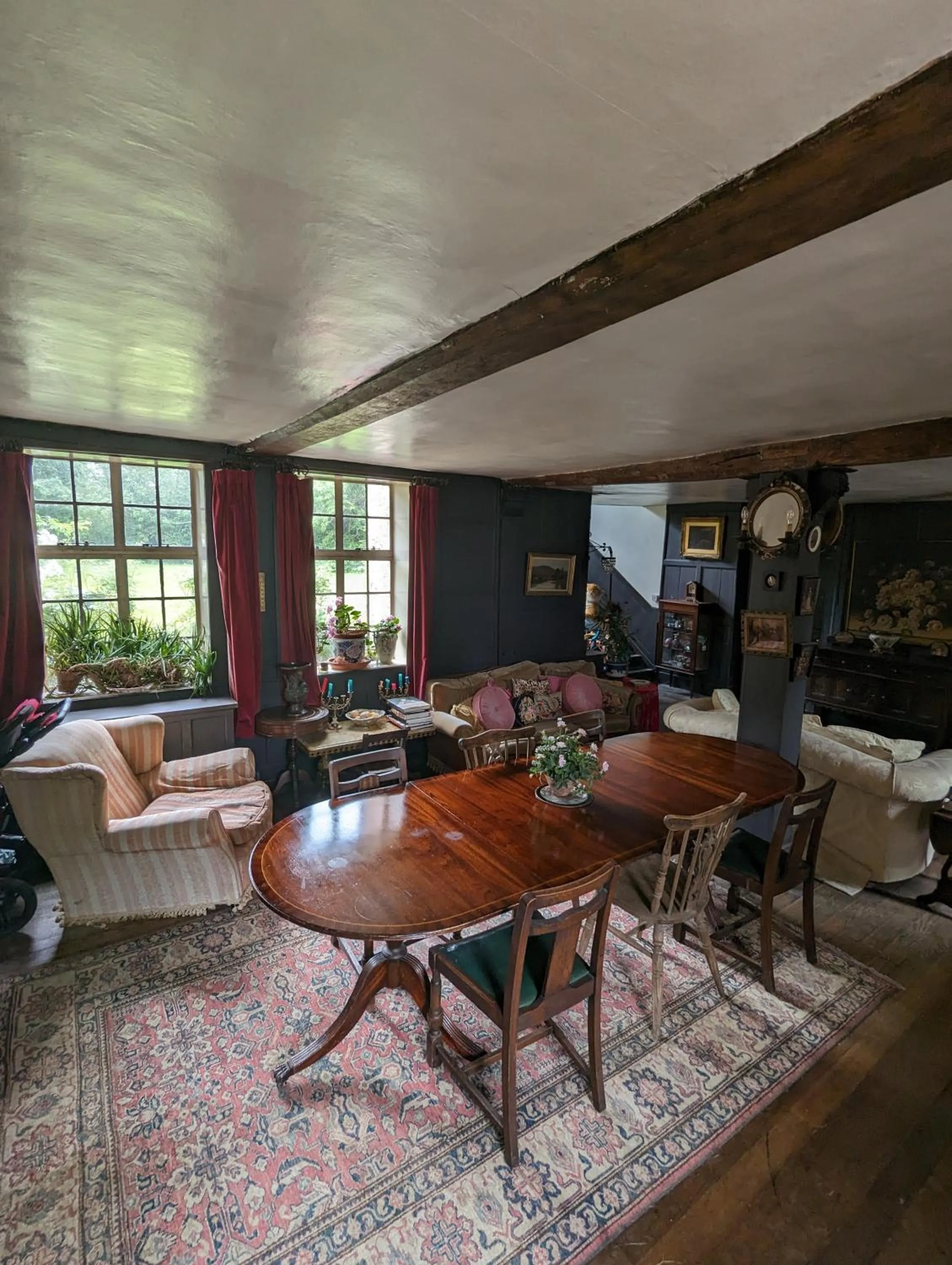 Breakfast in Old Manor House