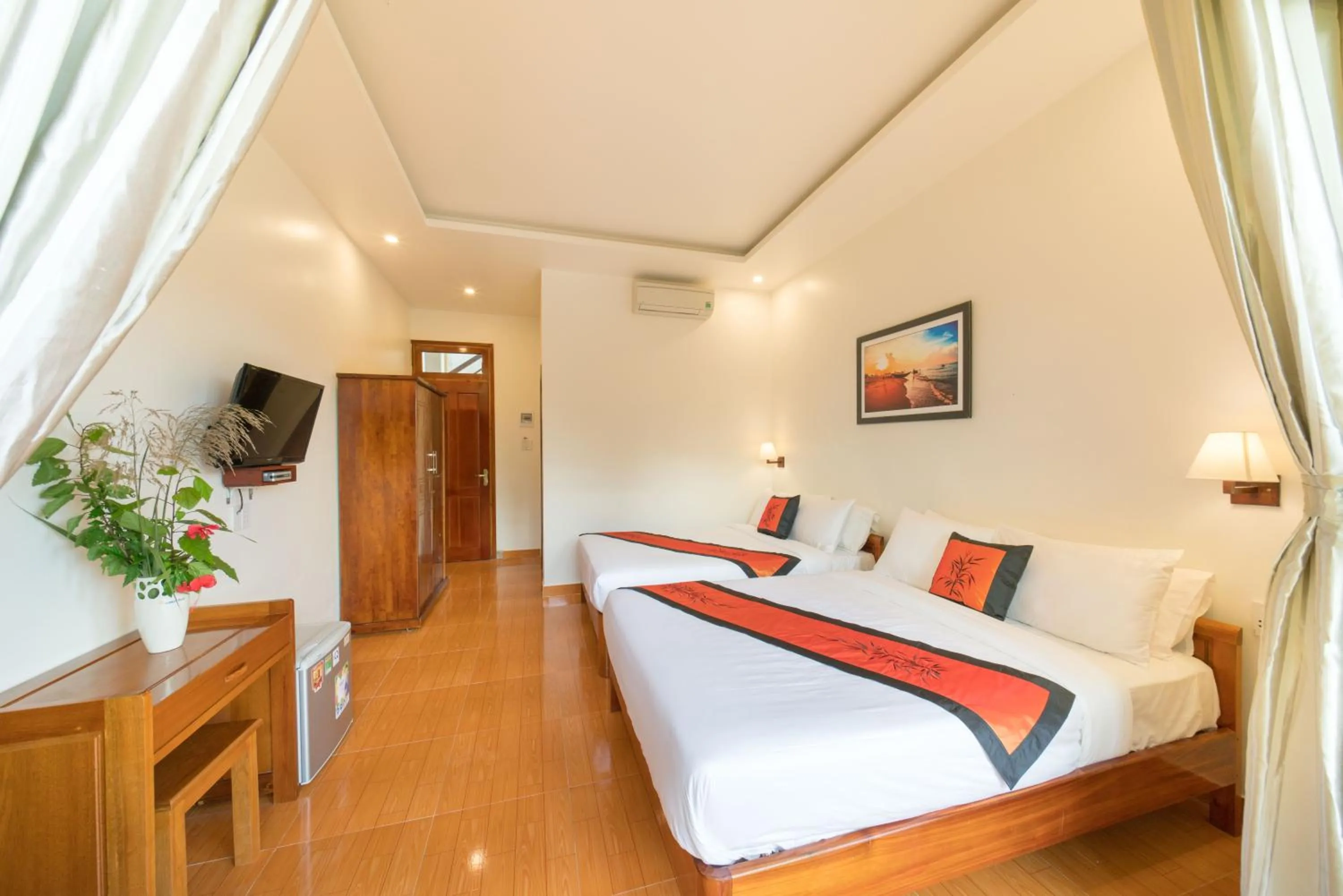 Bed in Lakeview Villa Homestay