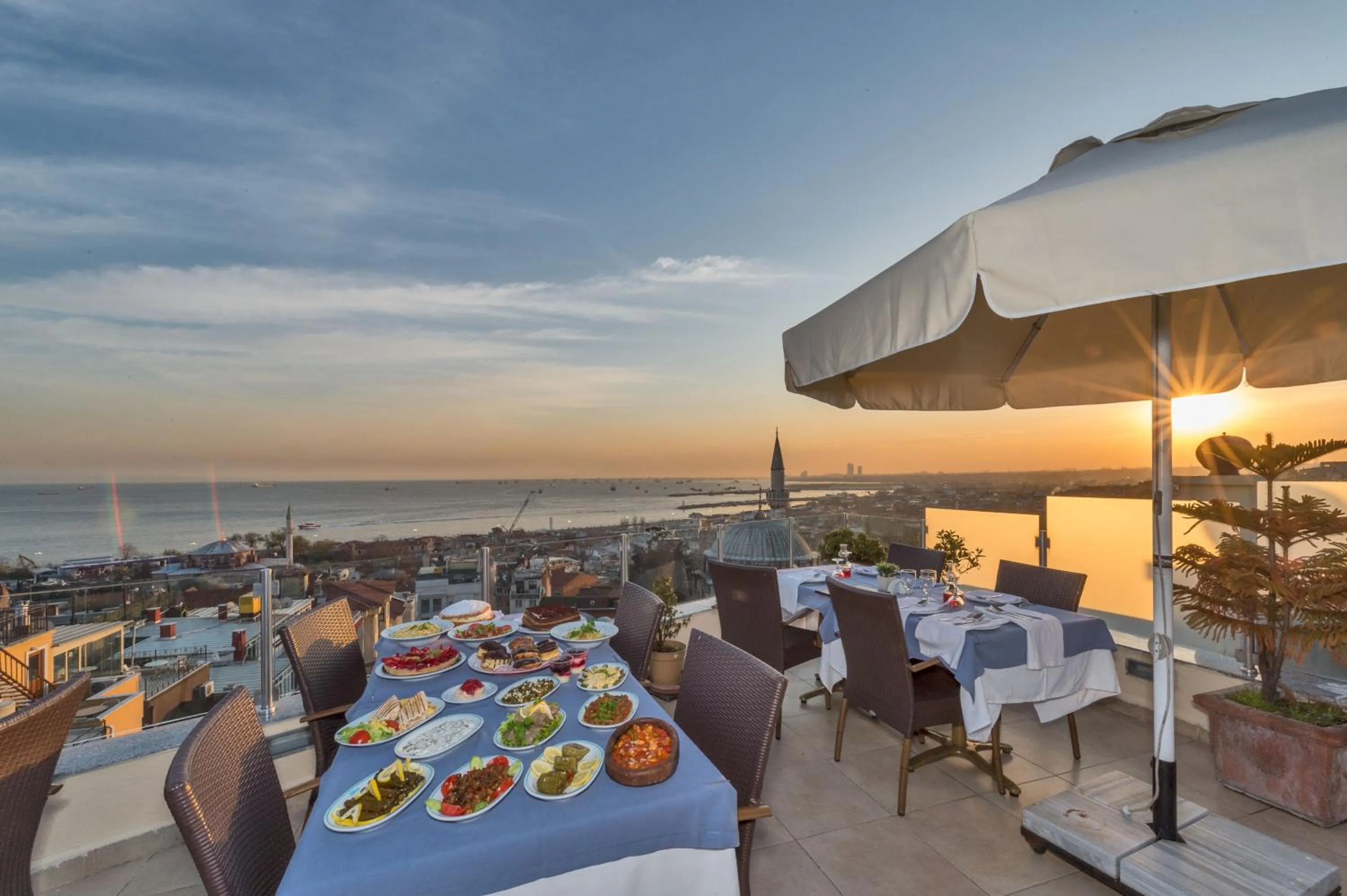 Autumn in Hotel Daphne