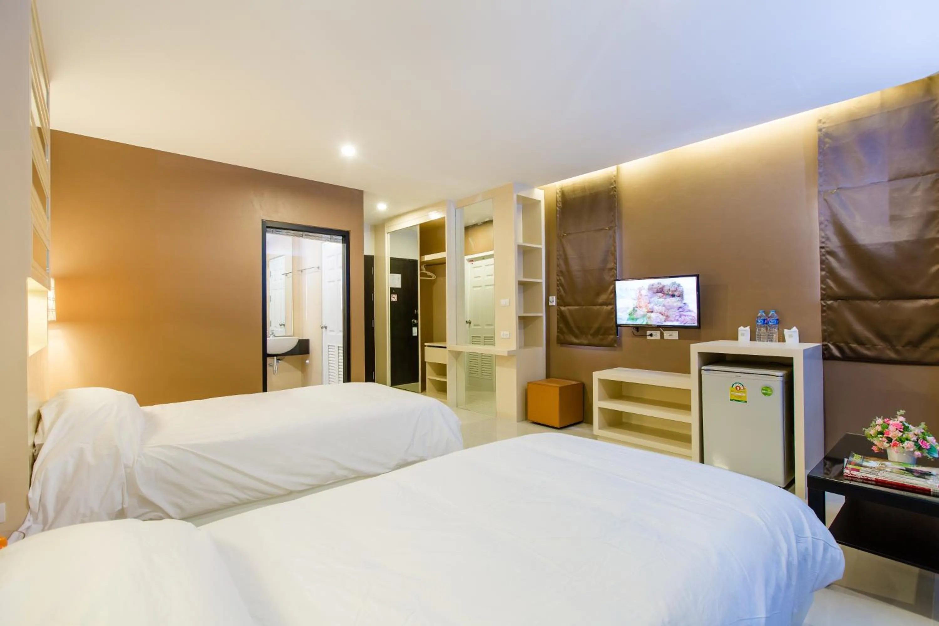 Bed in Naka Residence