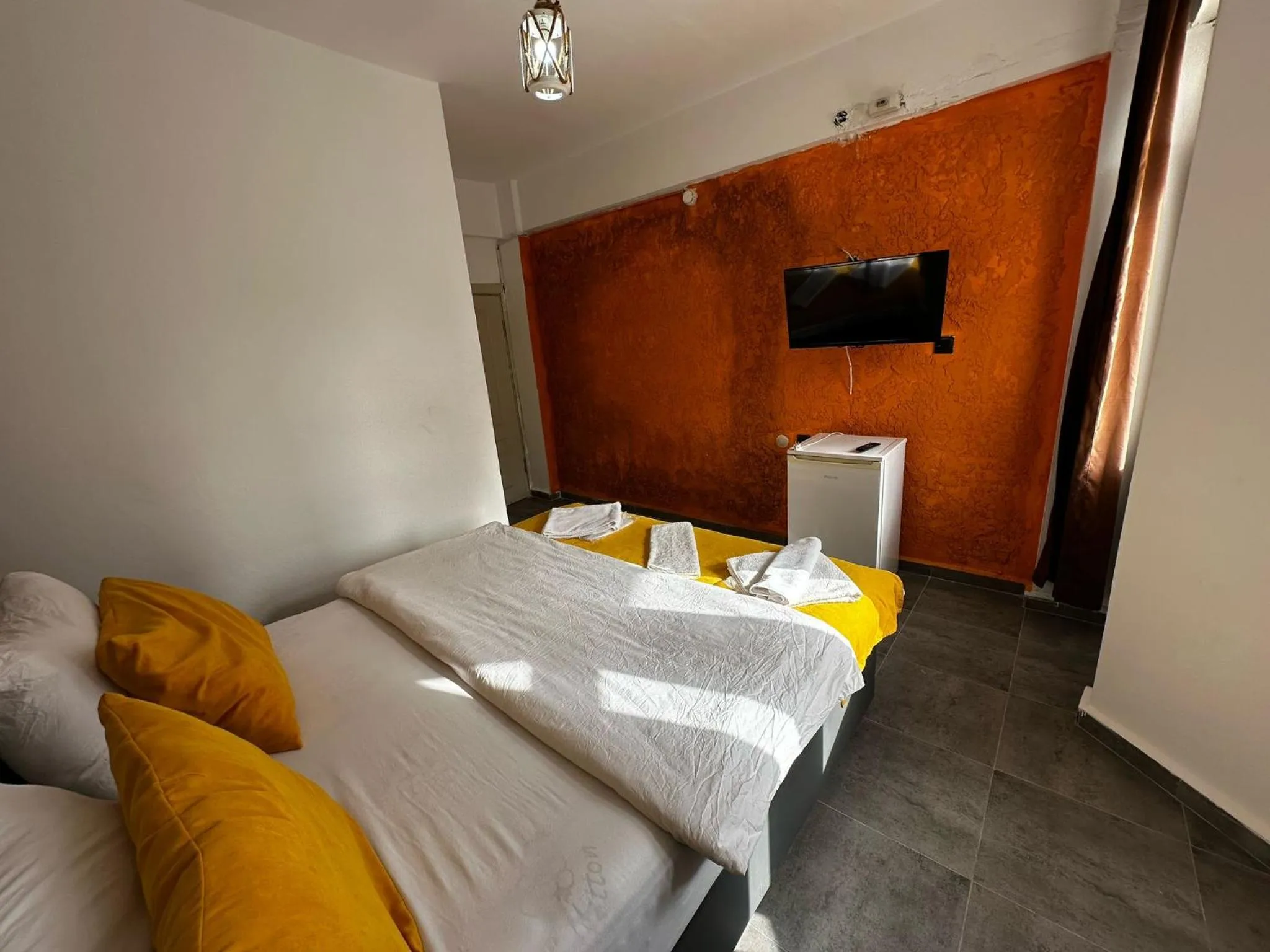 Bedroom, Bed in FİNİKE SEVER OTEL
