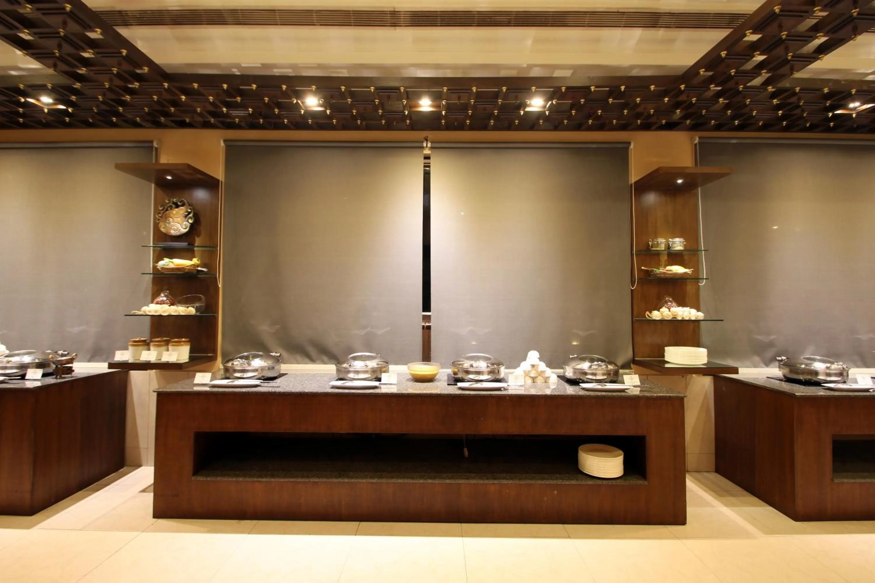 Restaurant/places to eat in Taj Mahal Hotel Abids