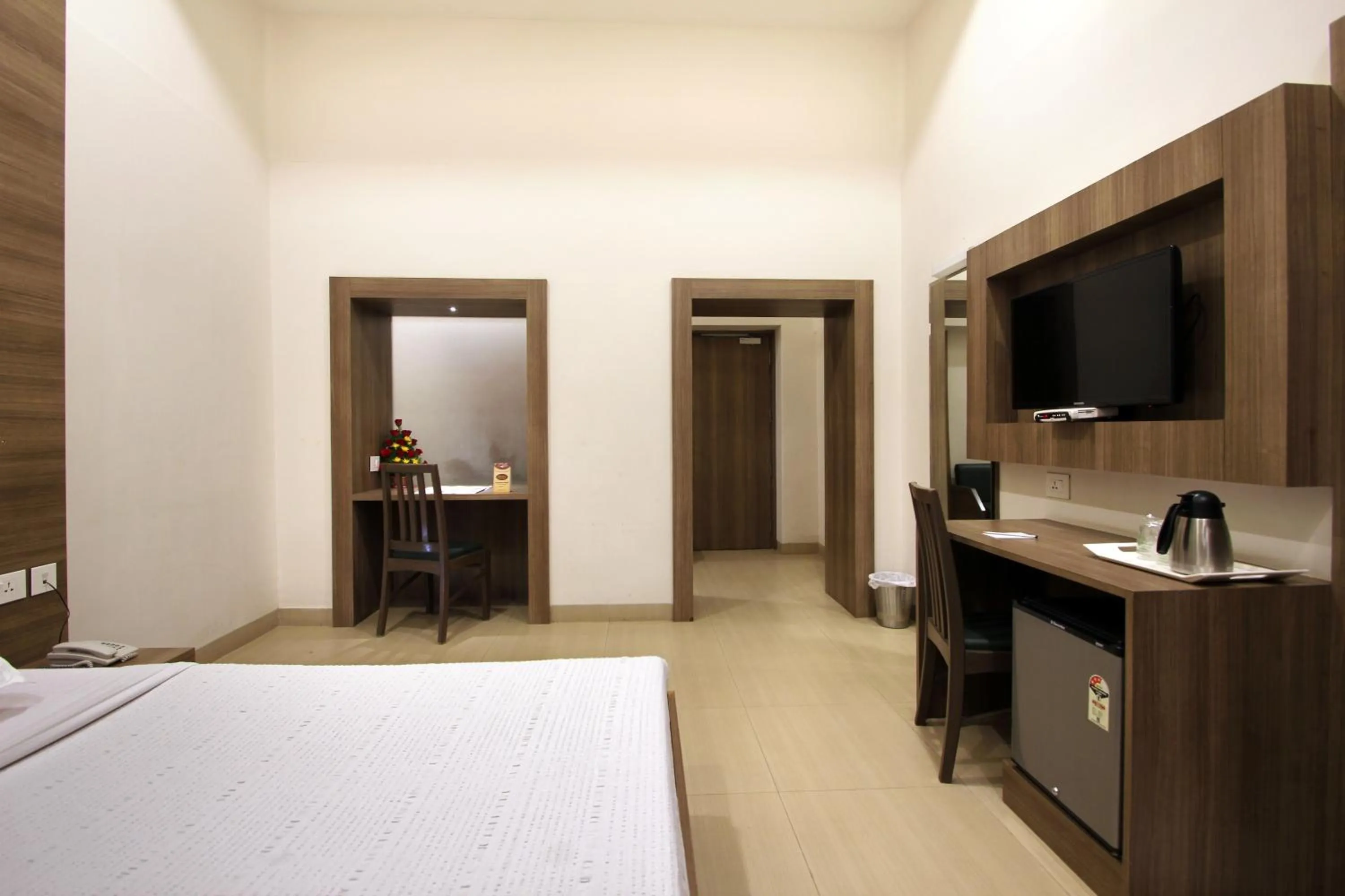 Decorative detail, Bed in Taj Mahal Hotel Abids