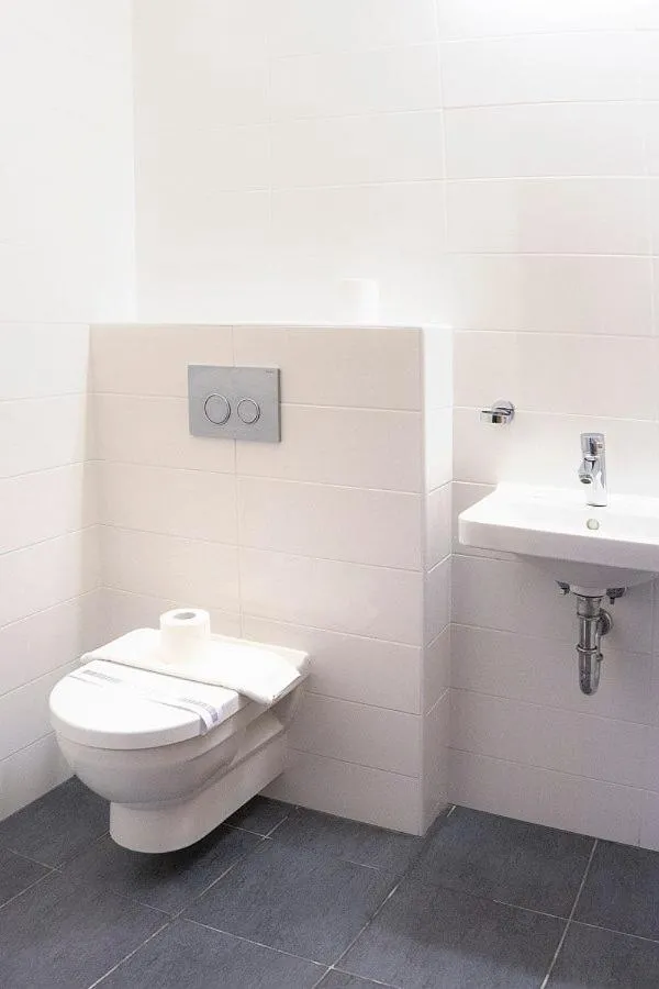 Hotel Vinice Hnanice