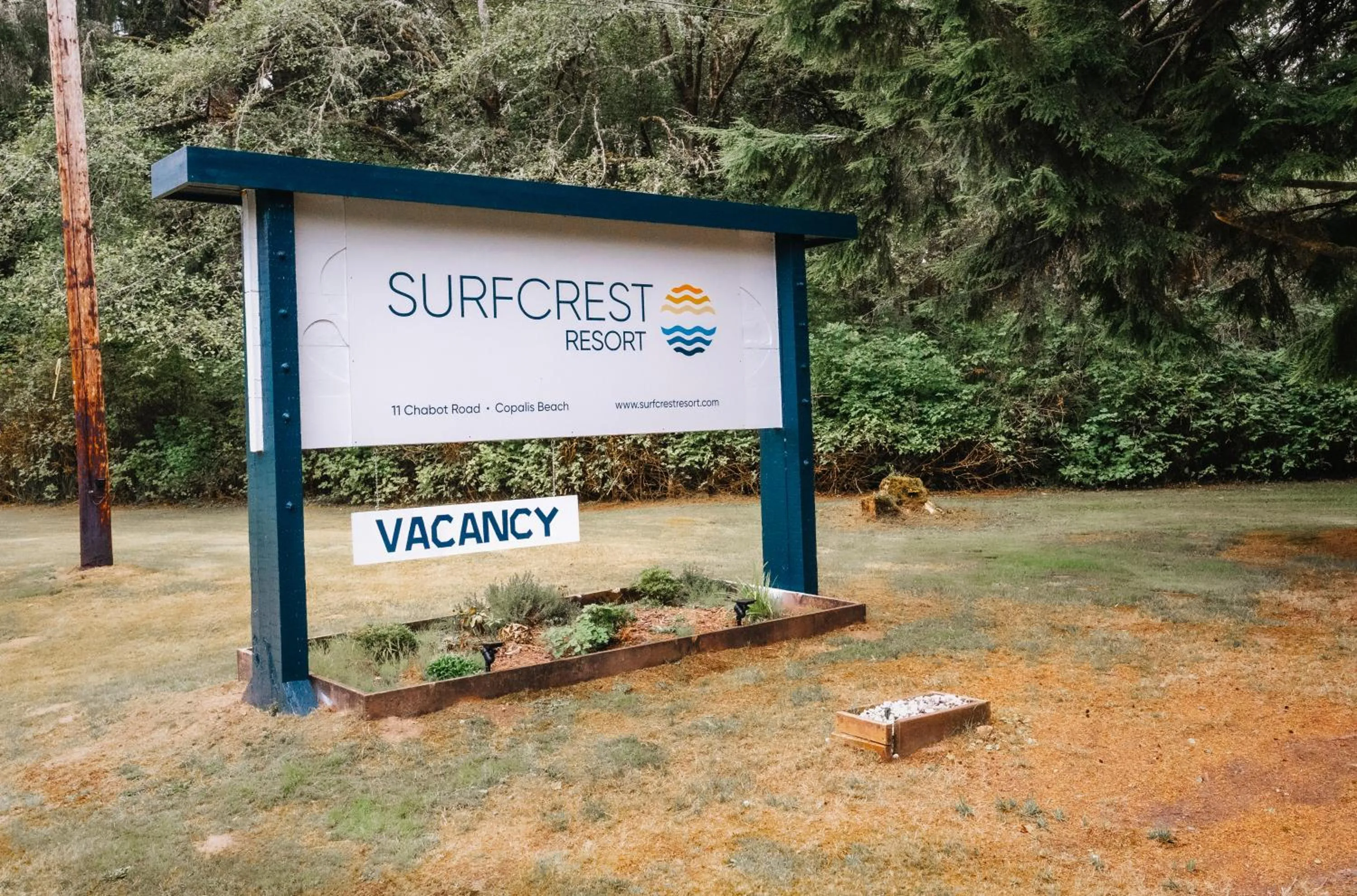 Property logo or sign in Surfcrest Resort