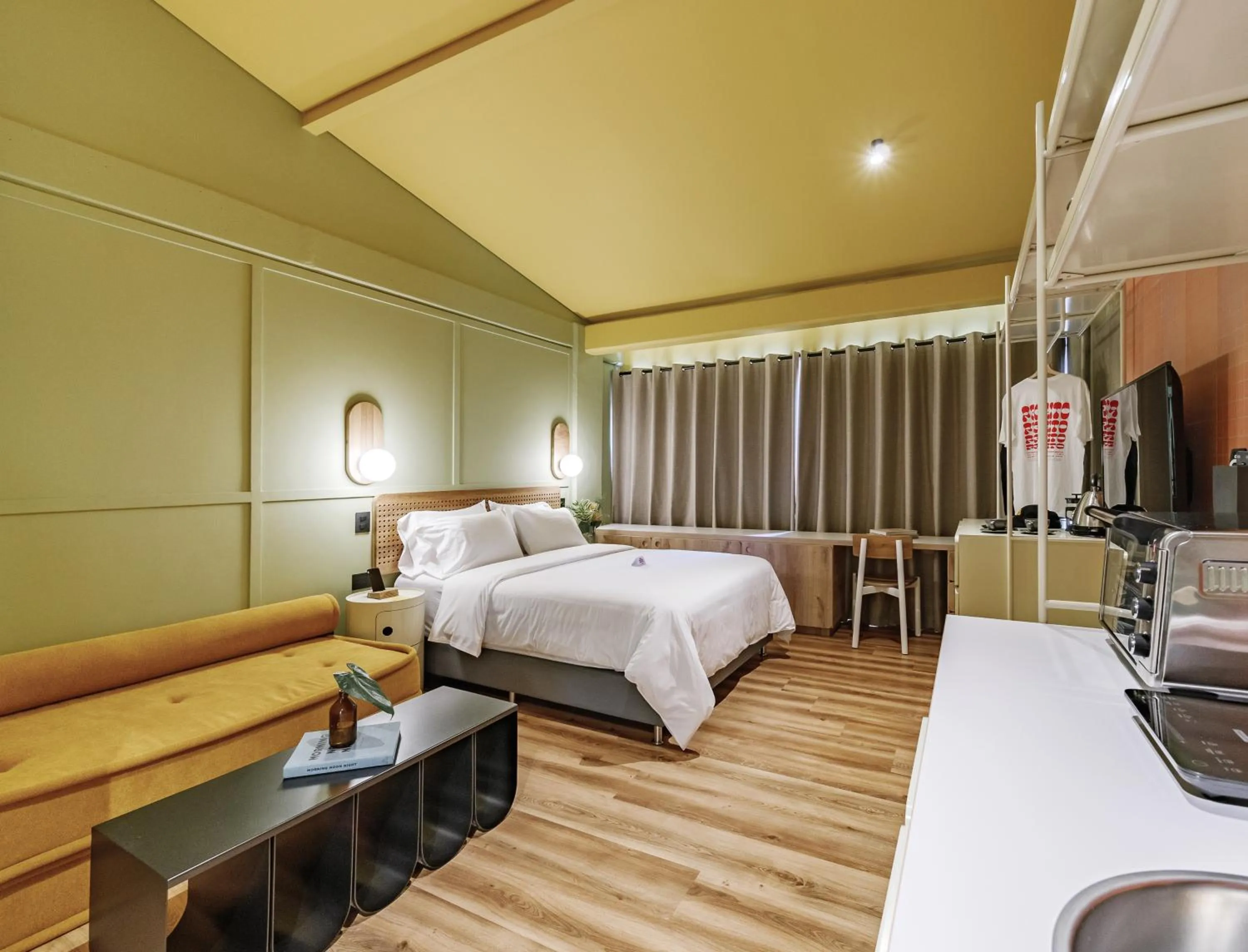 TV and multimedia, Bed in The Somos Flats Provenza