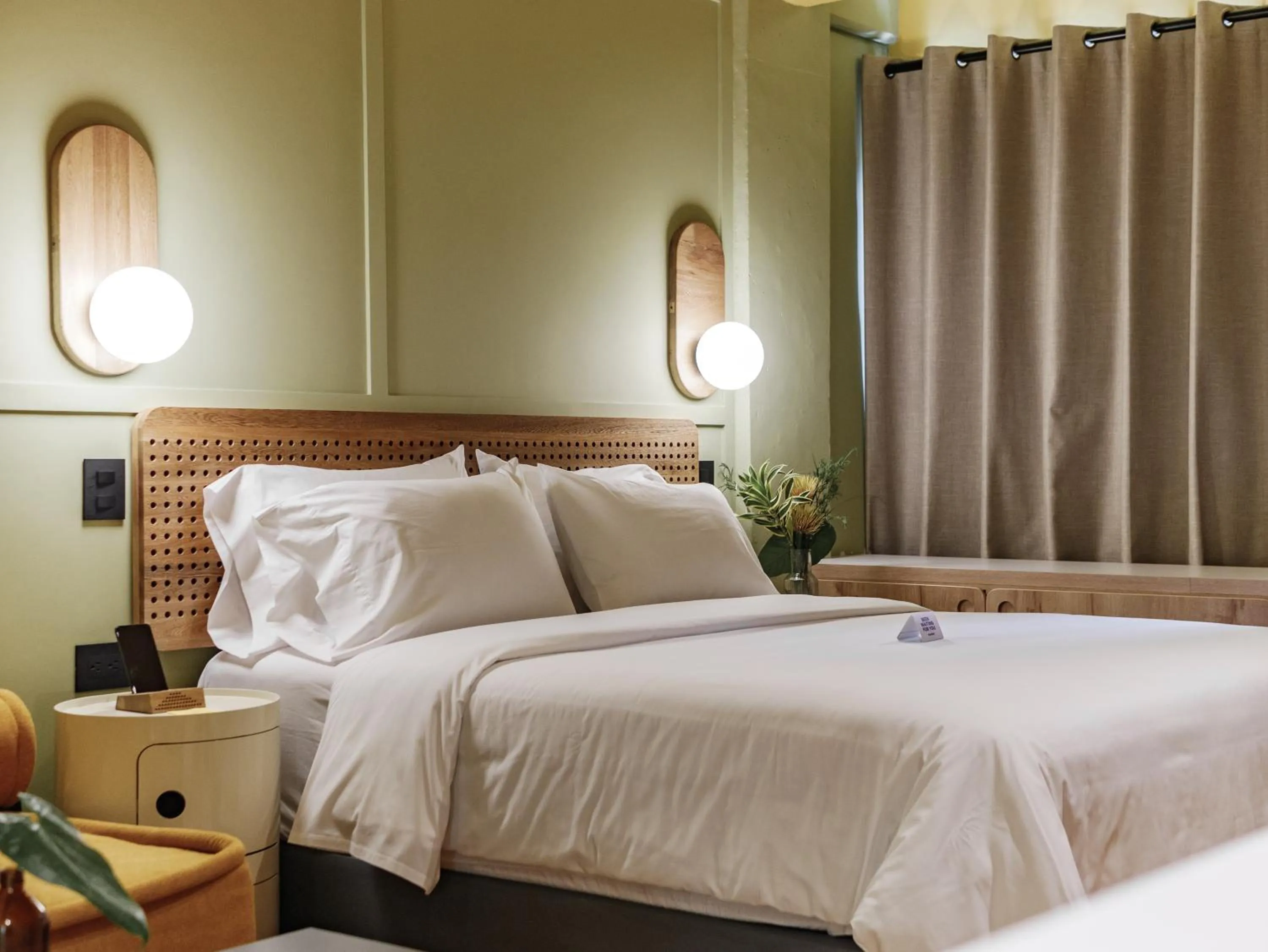 Bed in The Somos Flats Provenza