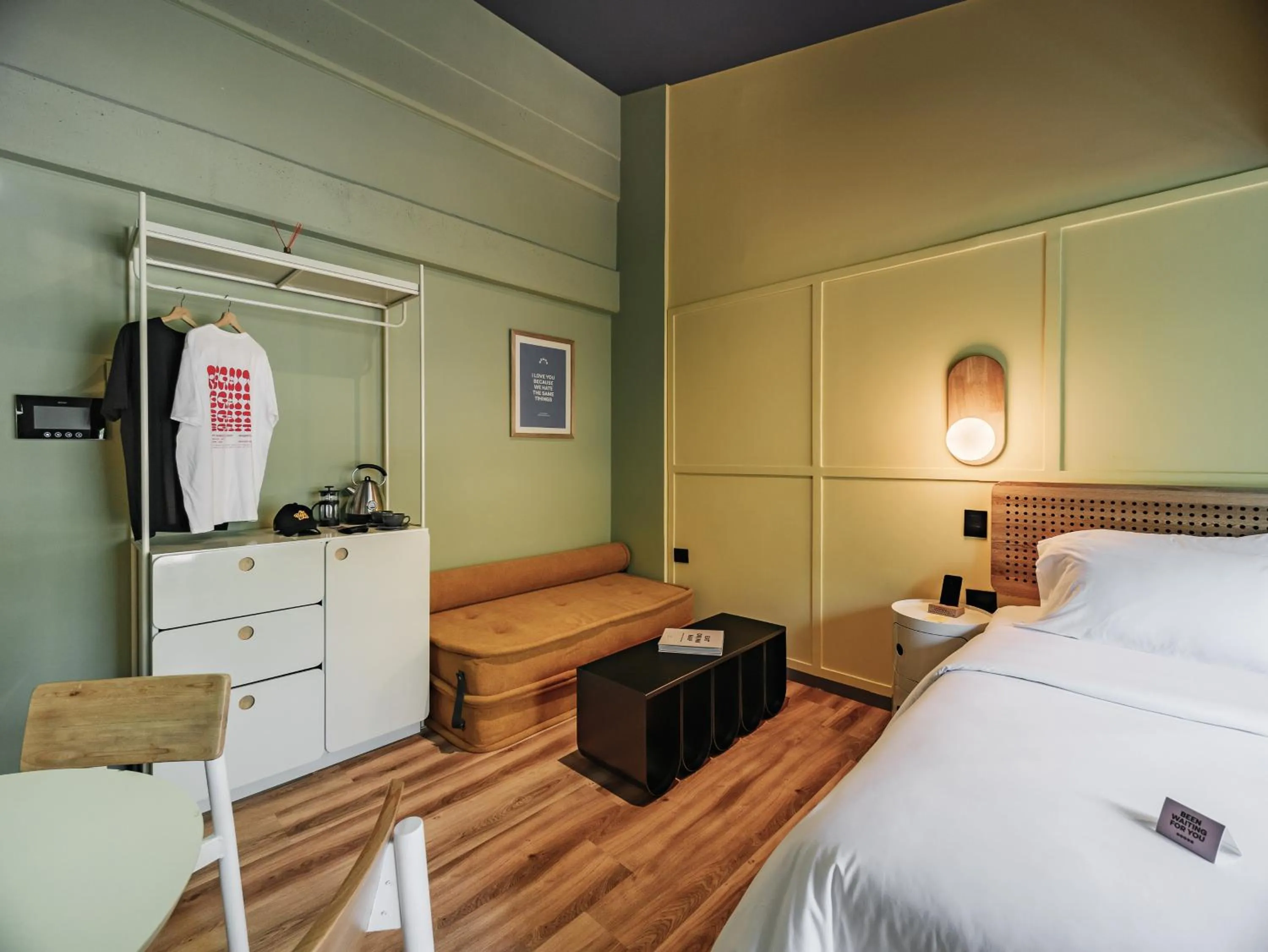 Bed in The Somos Flats Provenza