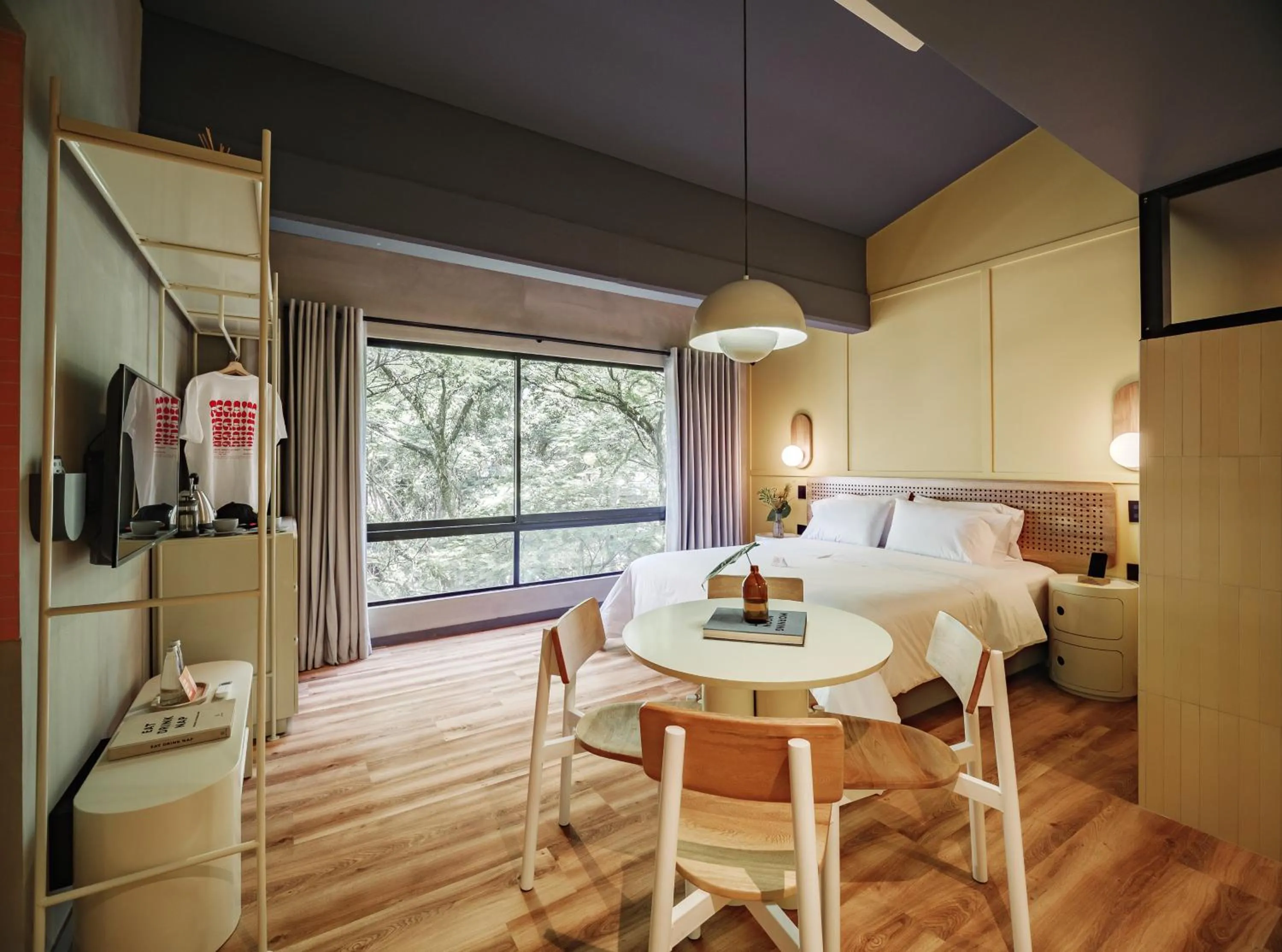 Bed in The Somos Flats Provenza