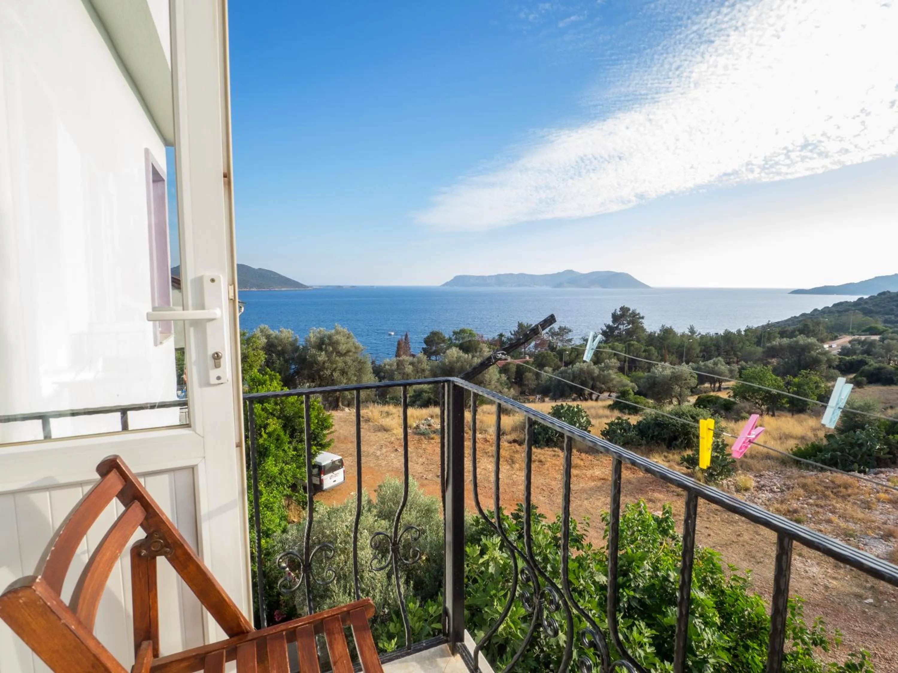 Double Room with Partial Sea View in Hideaway