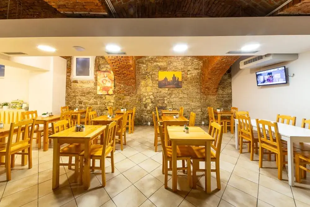 Restaurant/places to eat in Minimino hotel Restaurant/places to eat in Minimino hotel