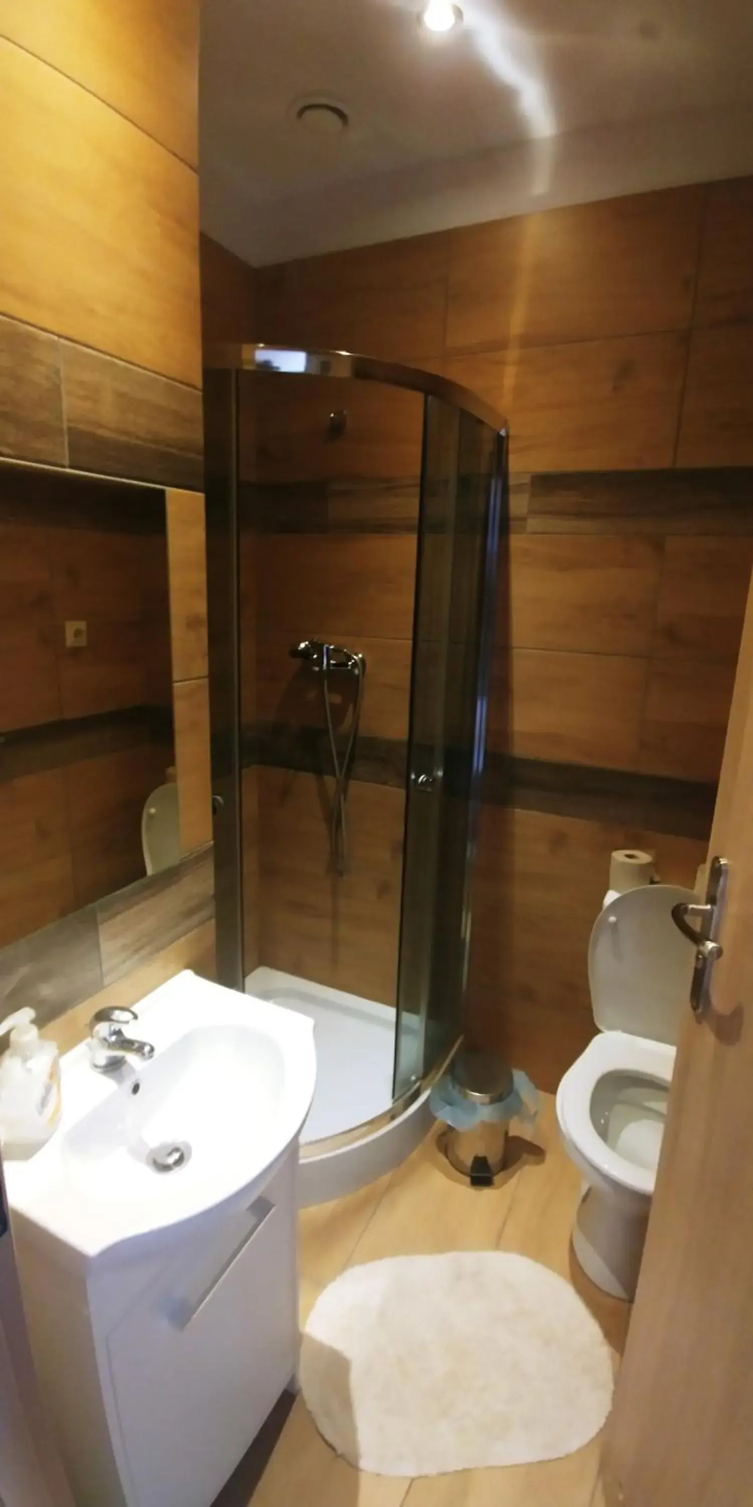 Classic Double Room with Shower in Pokoje Gościnne Polo Classic Double Room with Shower in Pokoje Gościnne Polo