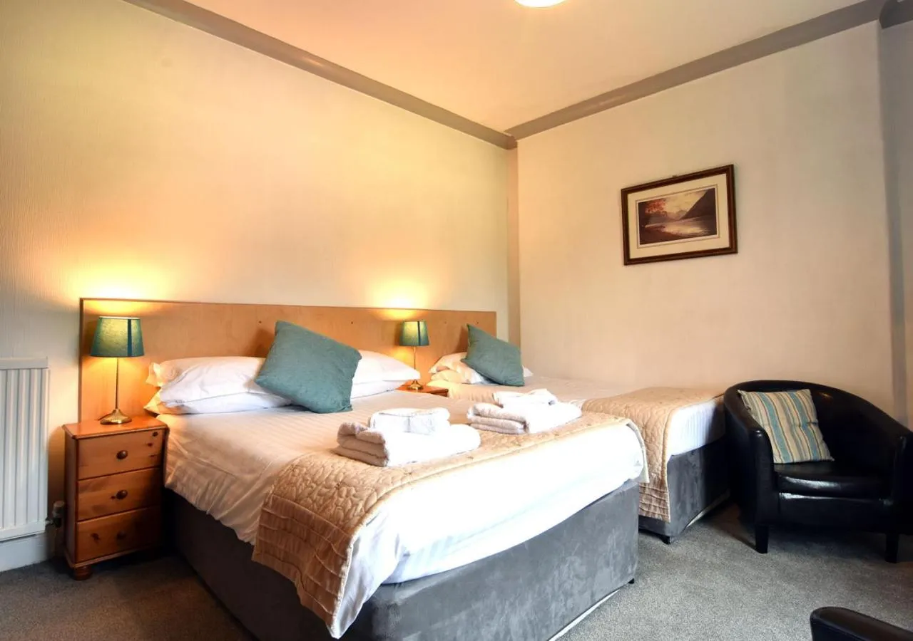 Bed in Brook House Inn