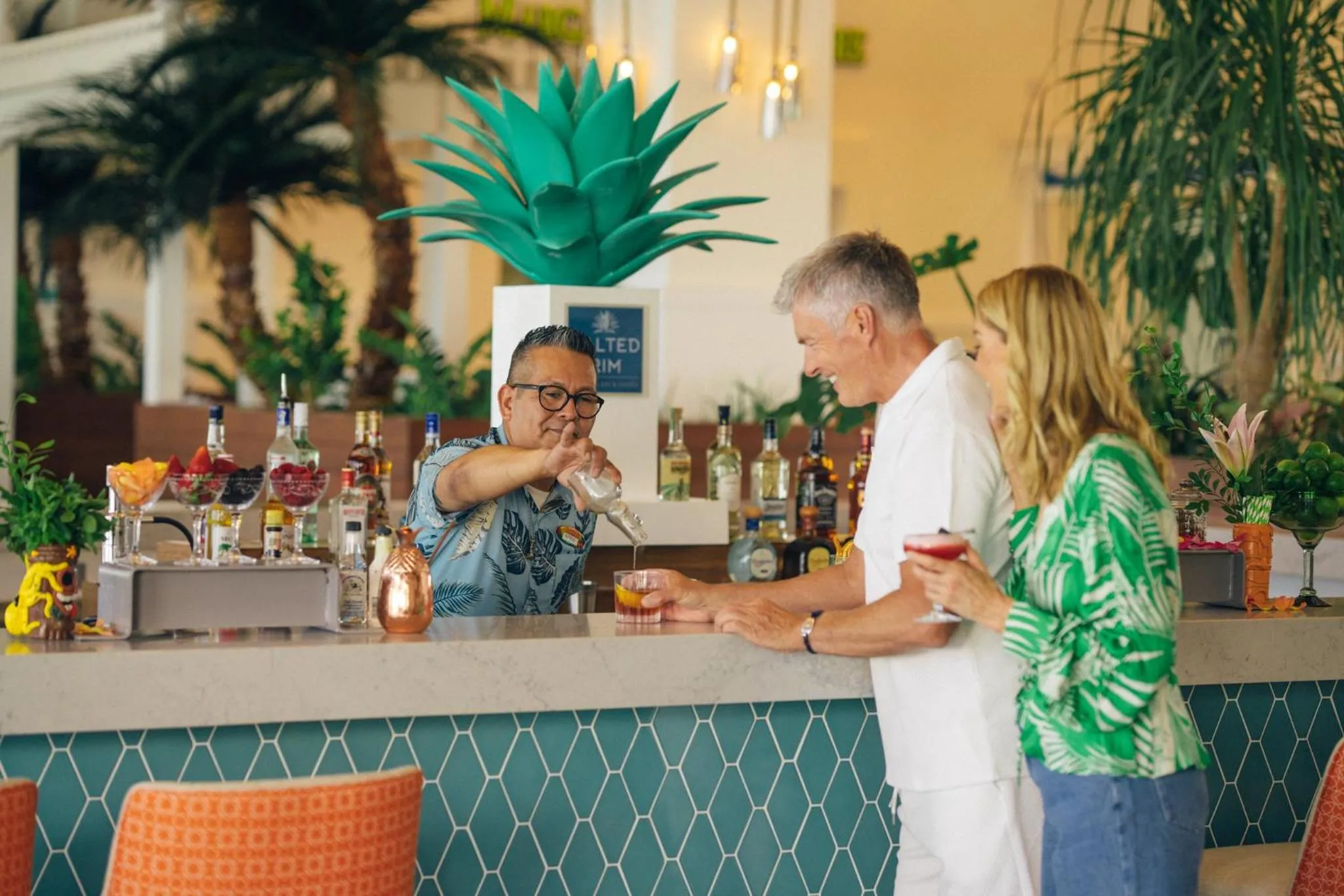Lounge or bar in Margaritaville Island Reserve Riviera Maya - An Adults Only Karisma All-Inclusive Experience