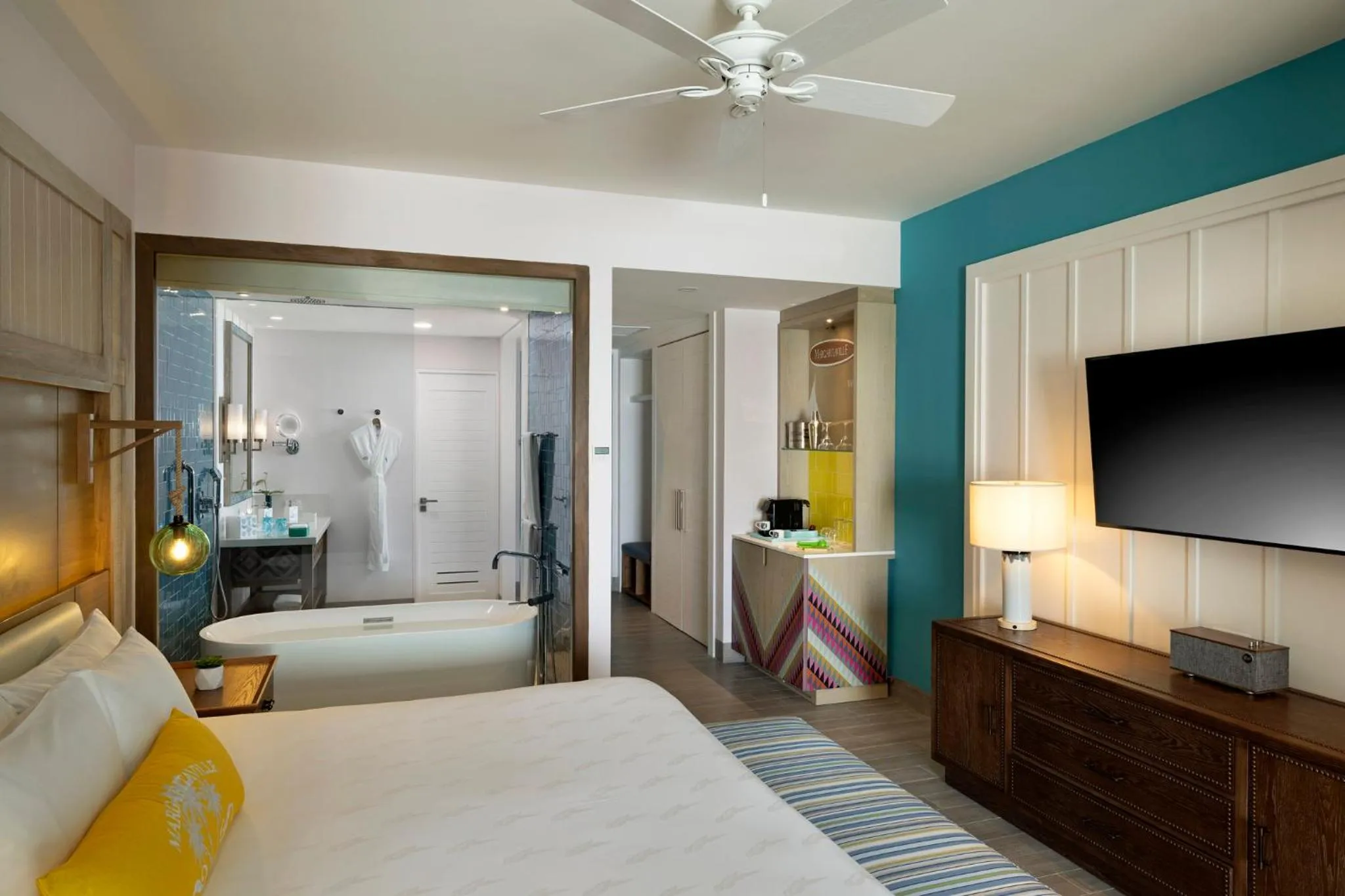 Bathroom, Bed in Margaritaville Island Reserve Riviera Maya - An Adults Only Karisma All-Inclusive Experience